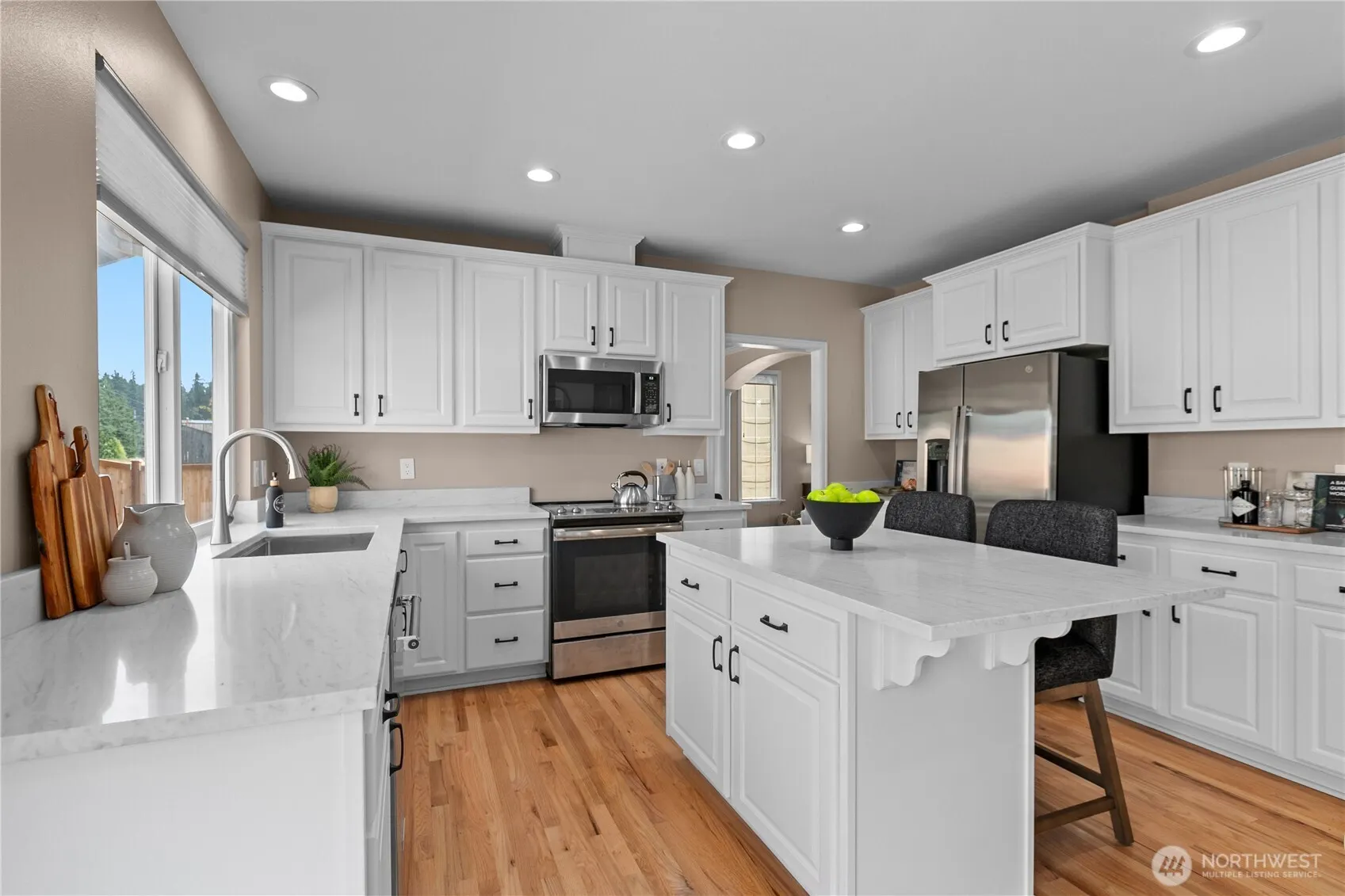 20111 29th Avenue SE, Bothell, WA 98012