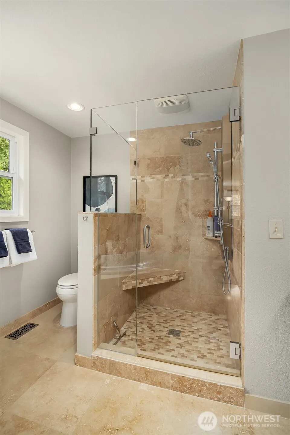 18232 SE 43rd Court , Issaquah, WA 98027