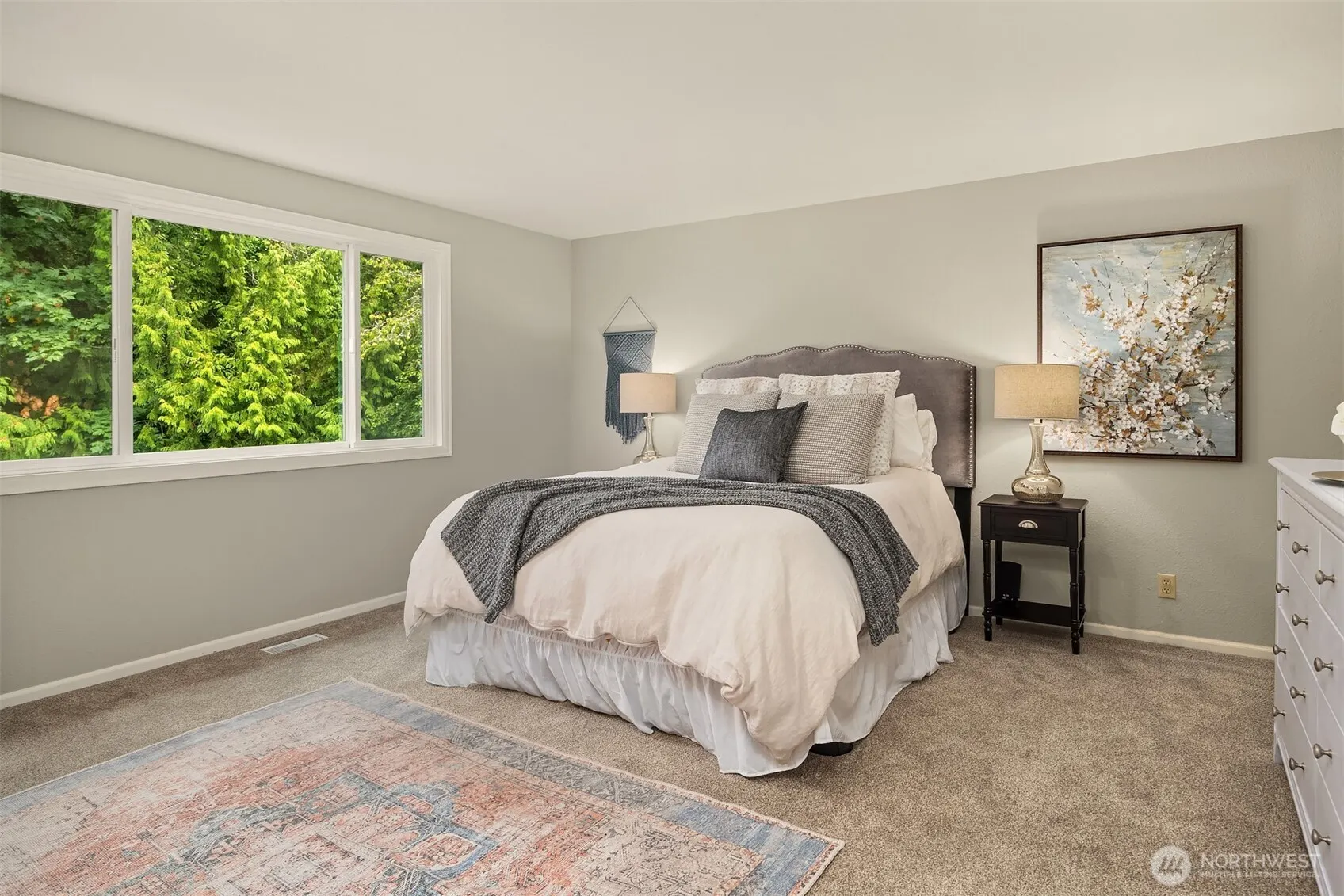 18232 SE 43rd Court , Issaquah, WA 98027