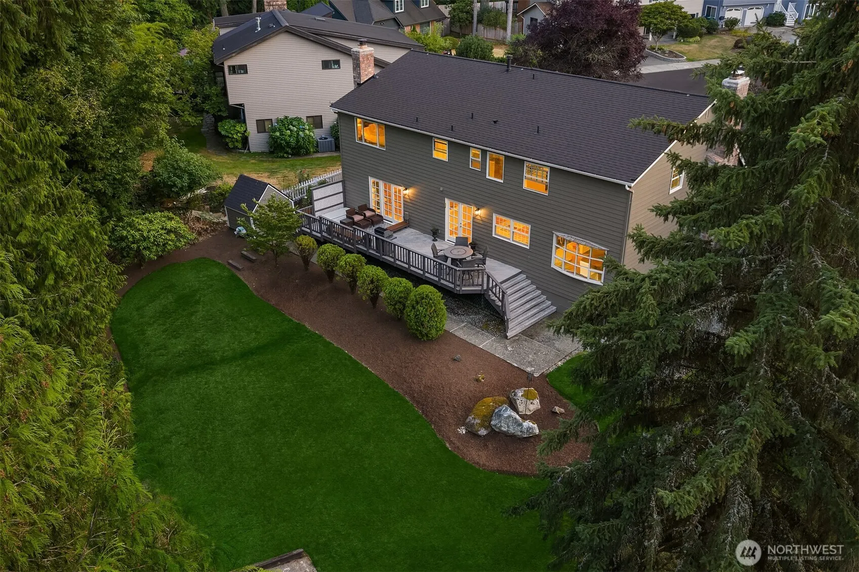 18232 SE 43rd Court , Issaquah, WA 98027