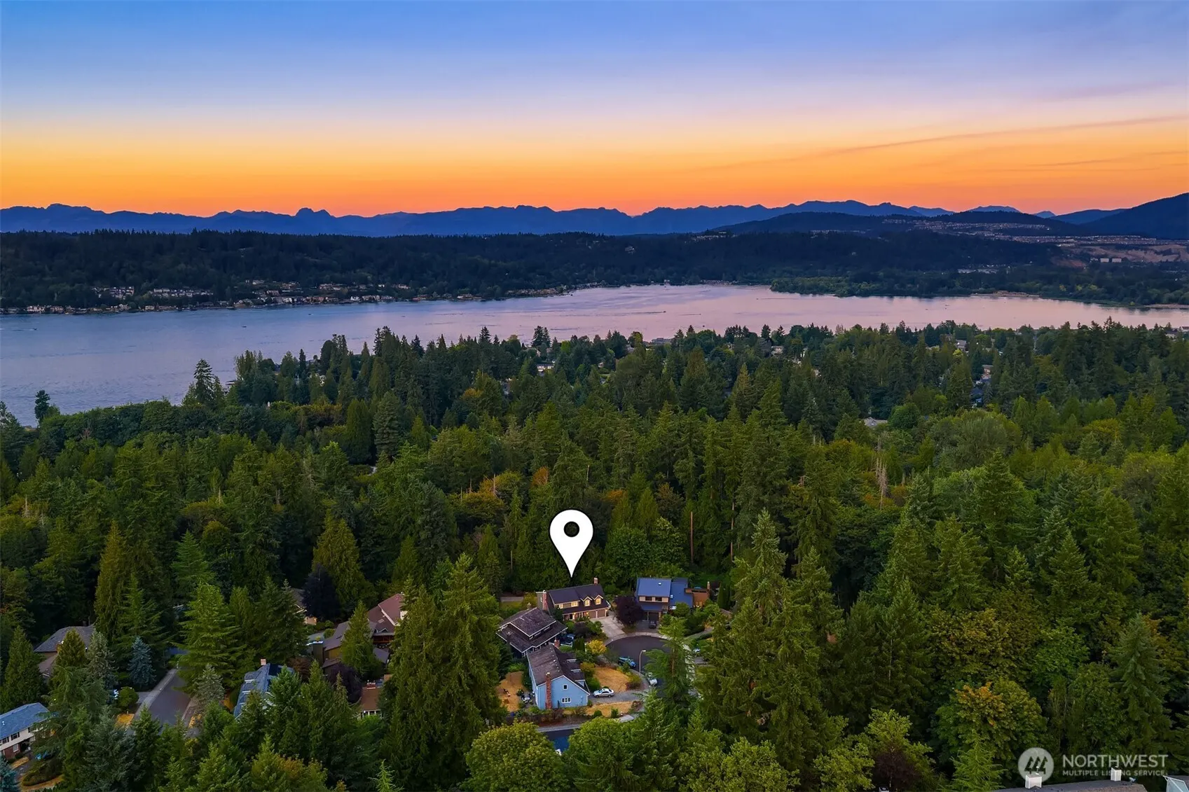 18232 SE 43rd Court , Issaquah, WA 98027