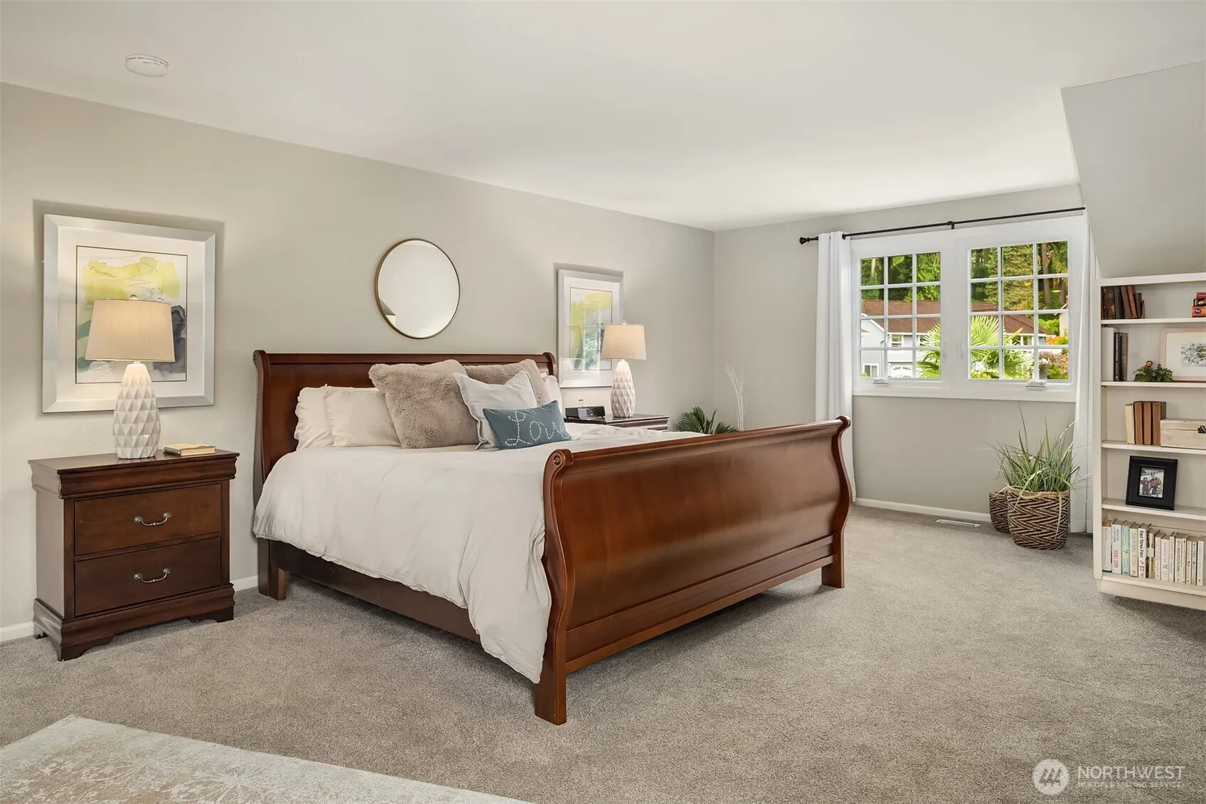 18232 SE 43rd Court , Issaquah, WA 98027