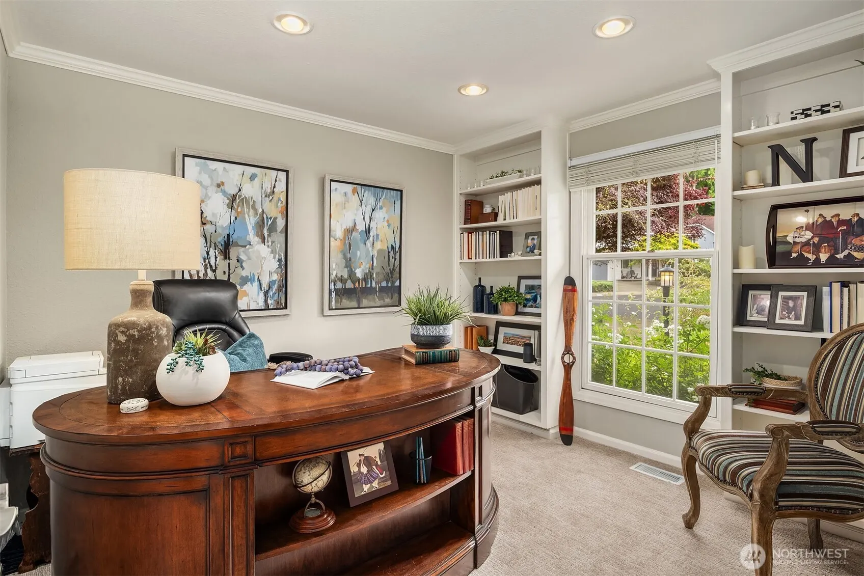 18232 SE 43rd Court , Issaquah, WA 98027