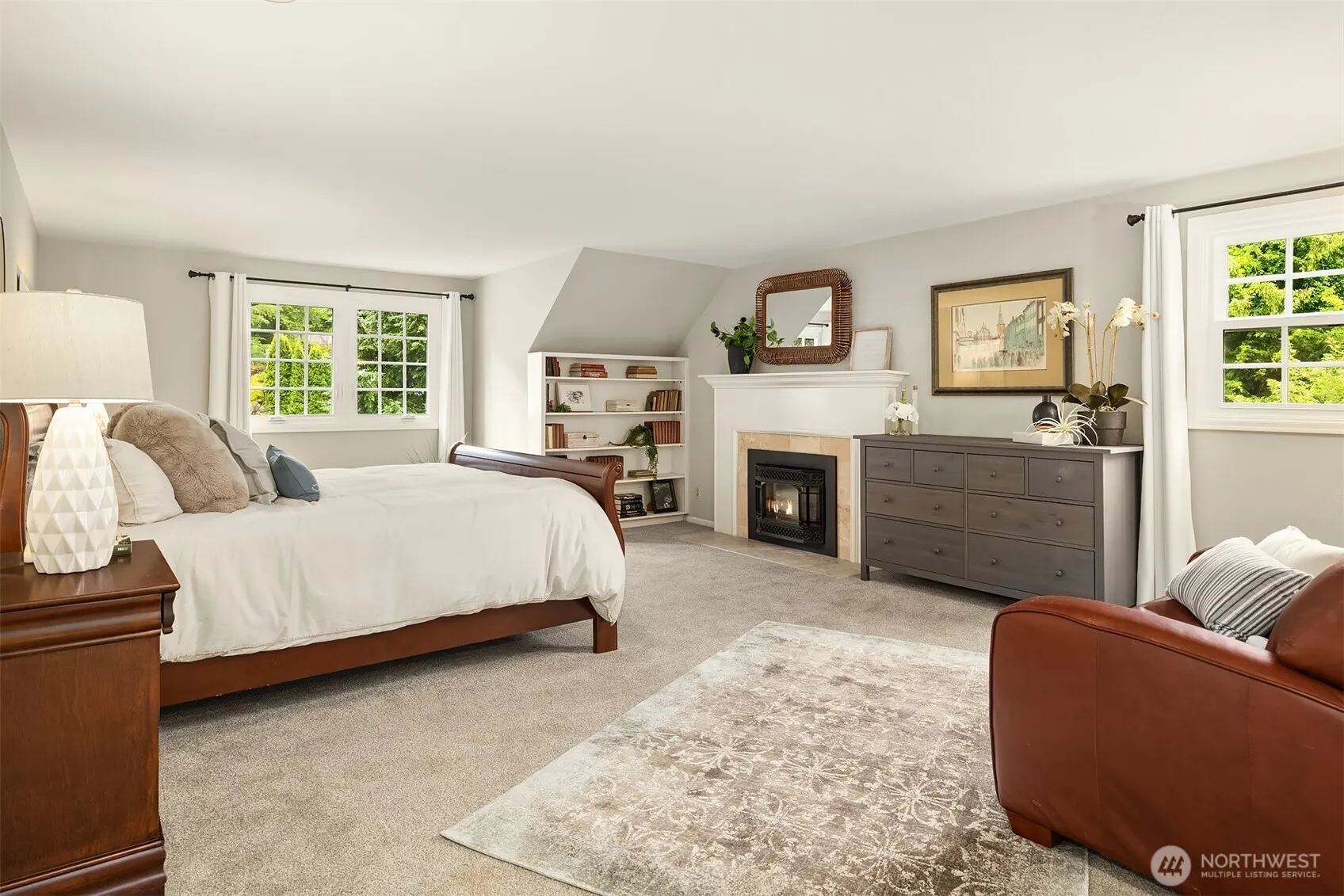 18232 SE 43rd Court , Issaquah, WA 98027