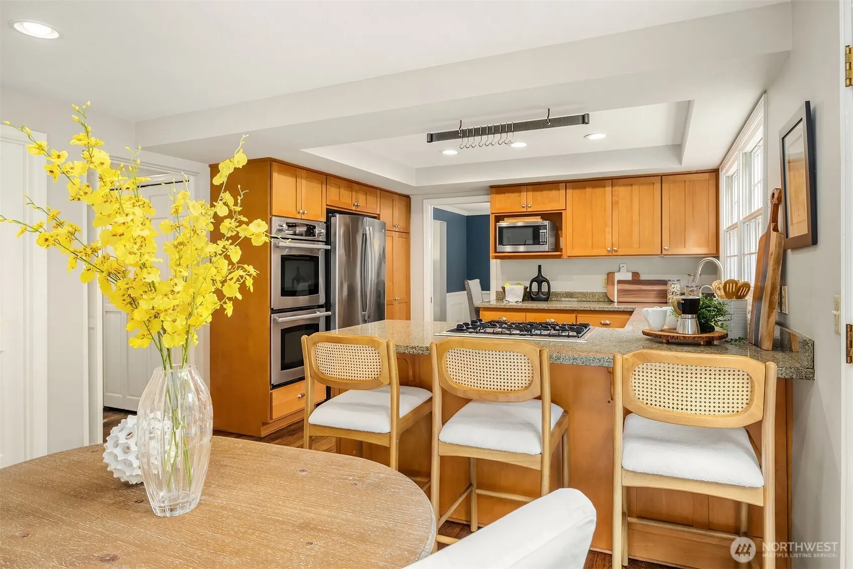 18232 SE 43rd Court , Issaquah, WA 98027