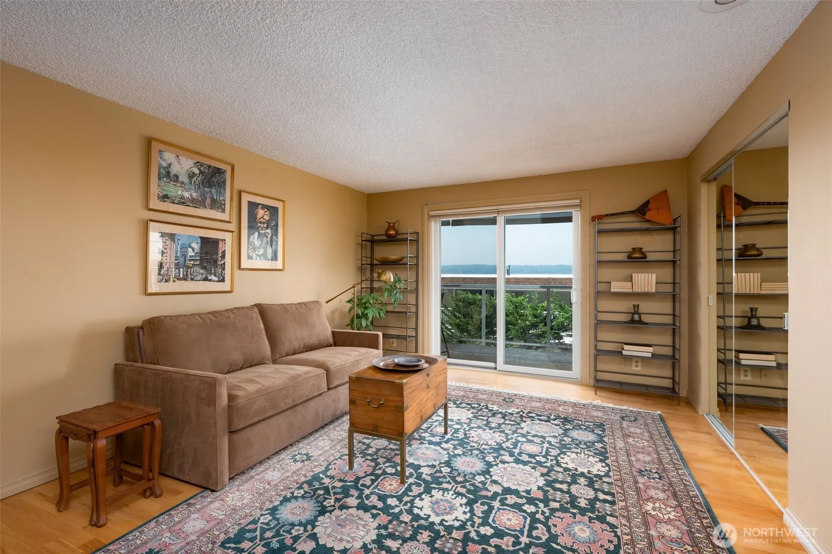 10203 47th Avenue SW #C3, Seattle, WA 98146