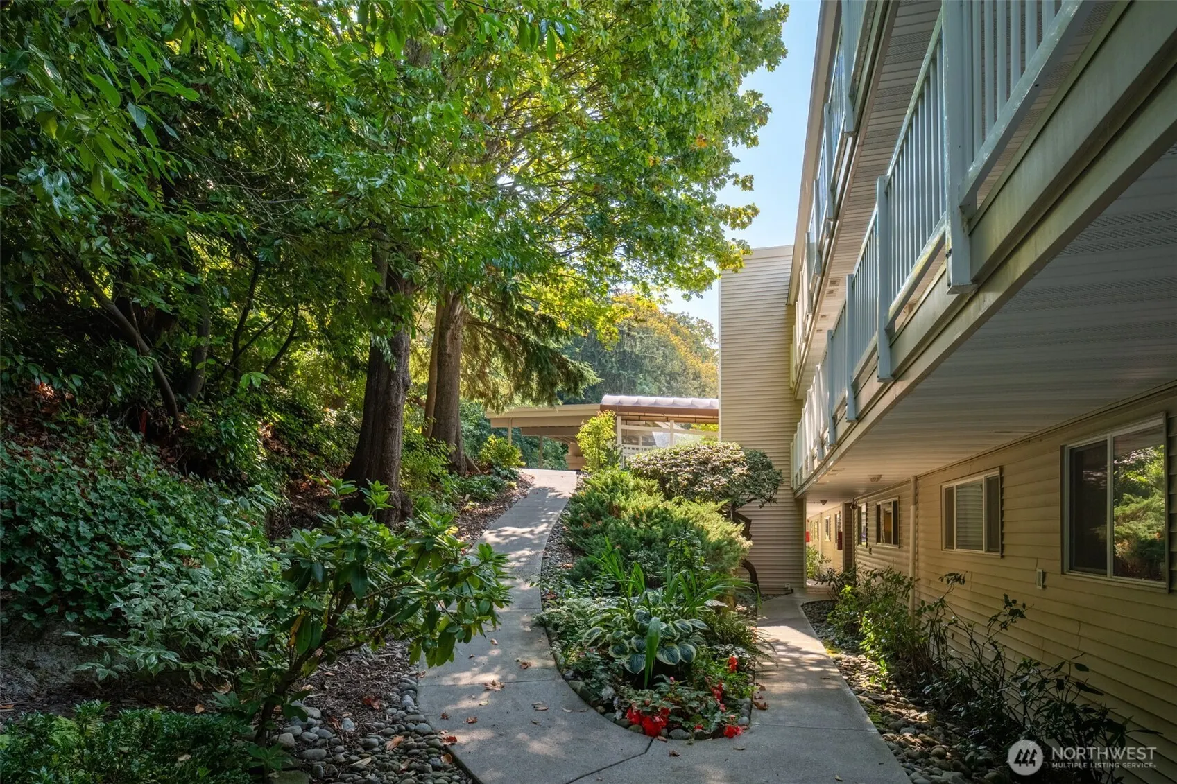 10203 47th Avenue SW #C3, Seattle, WA 98146