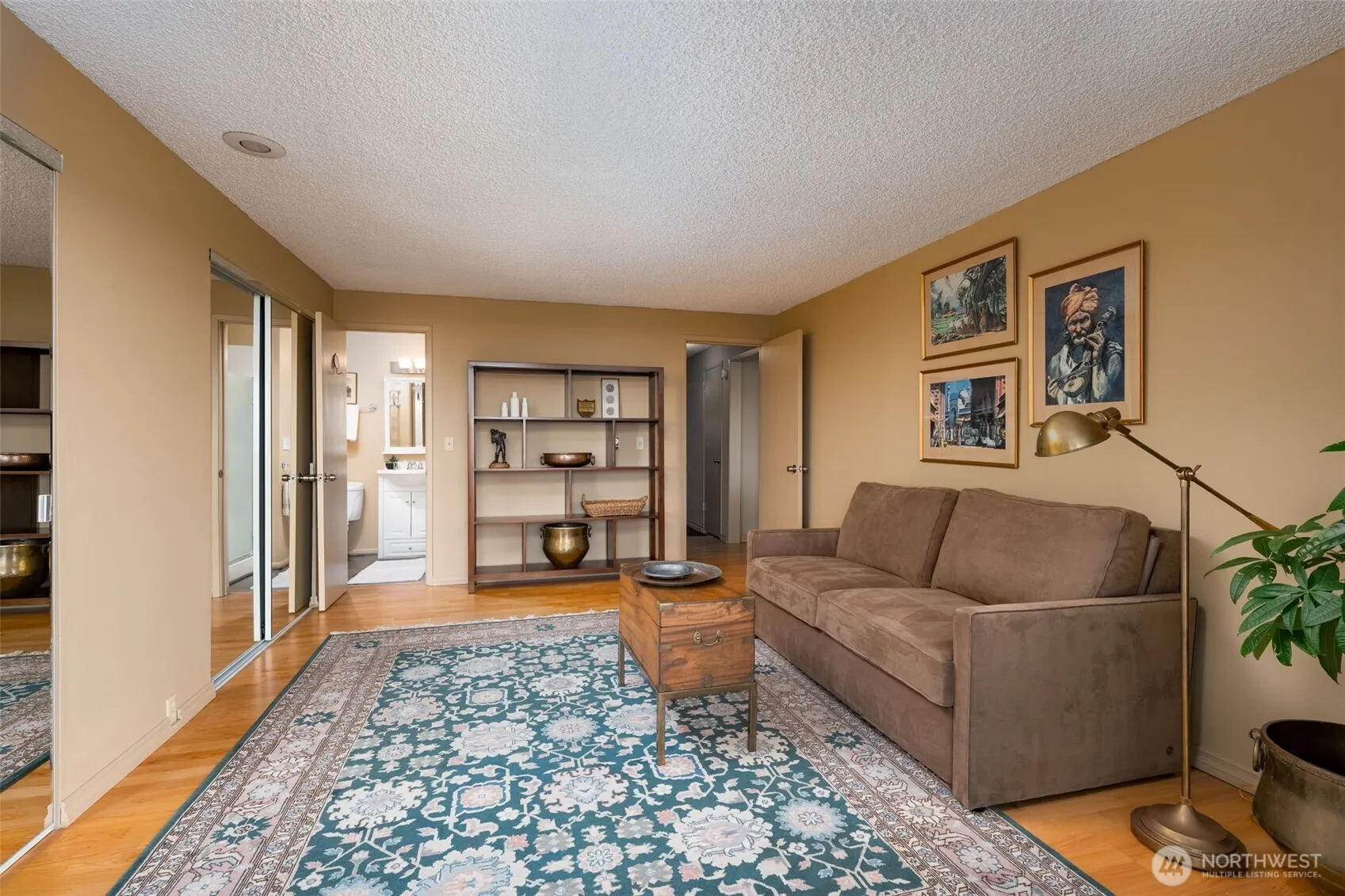 10203 47th Avenue SW #C3, Seattle, WA 98146