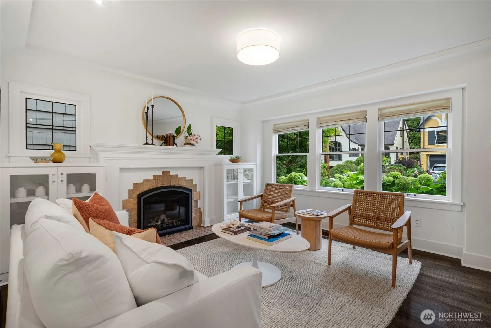 1921 E Blaine , Seattle, WA 98112