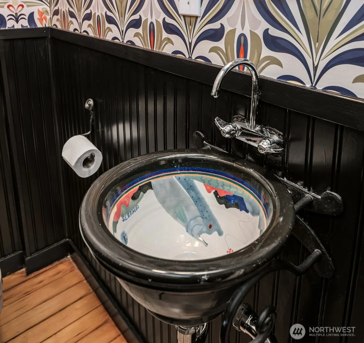 311 W Smith Street , Seattle, WA 98119-2322