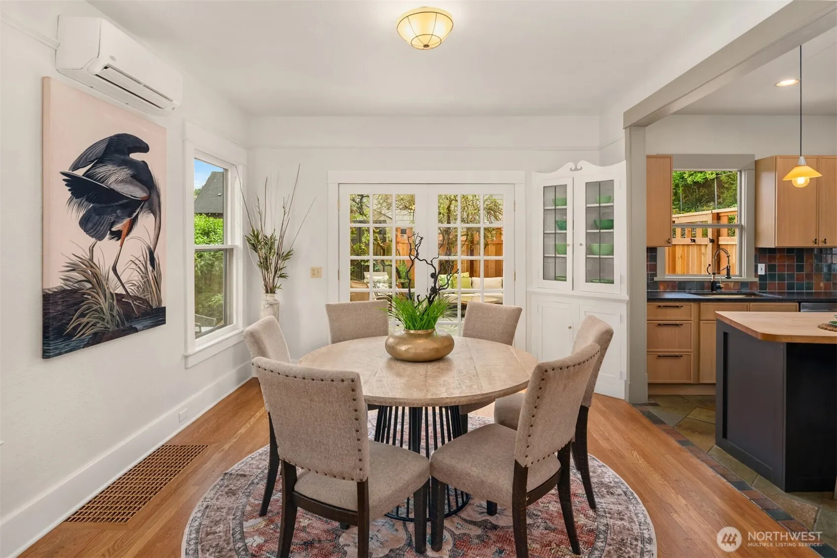 311 W Smith Street , Seattle, WA 98119-2322