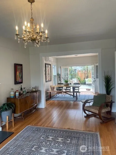 311 W Smith Street , Seattle, WA 98119-2322