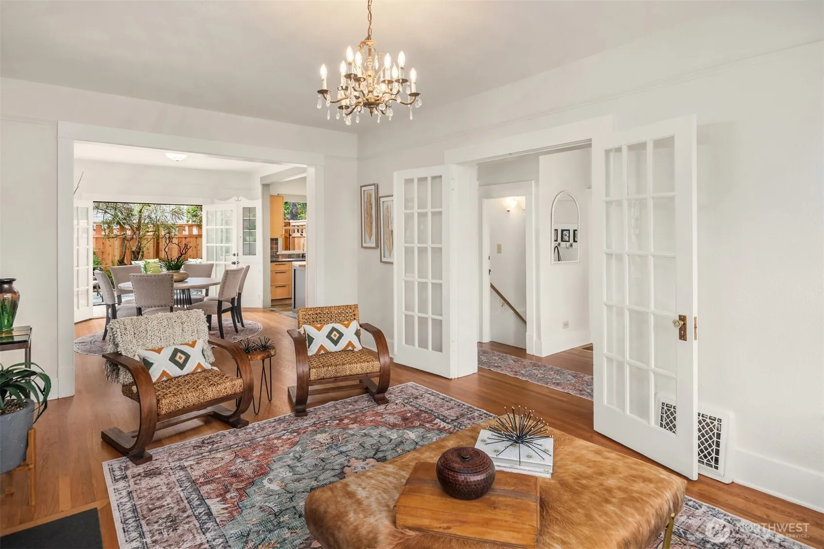 311 W Smith Street , Seattle, WA 98119-2322