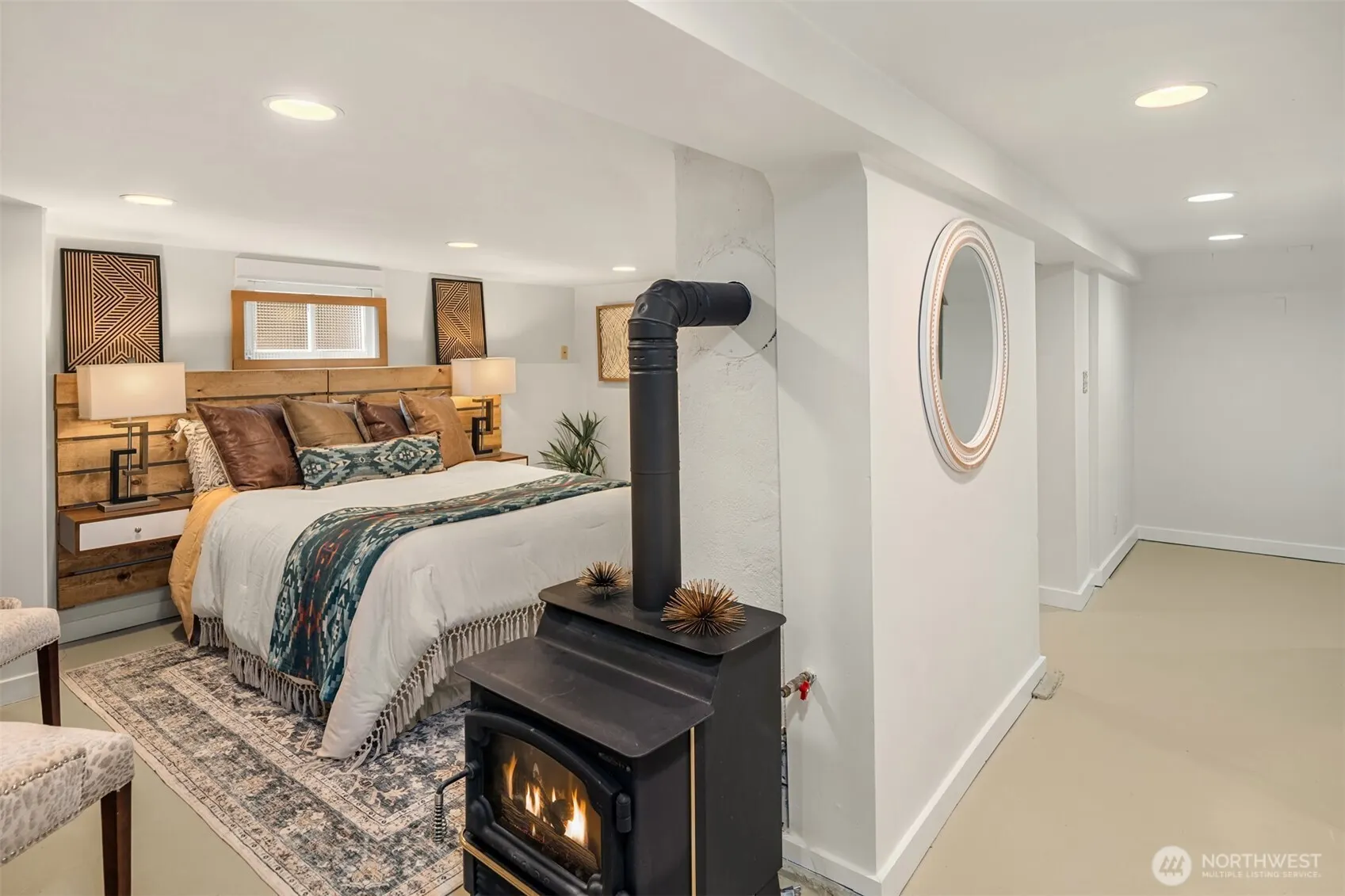 311 W Smith Street , Seattle, WA 98119-2322