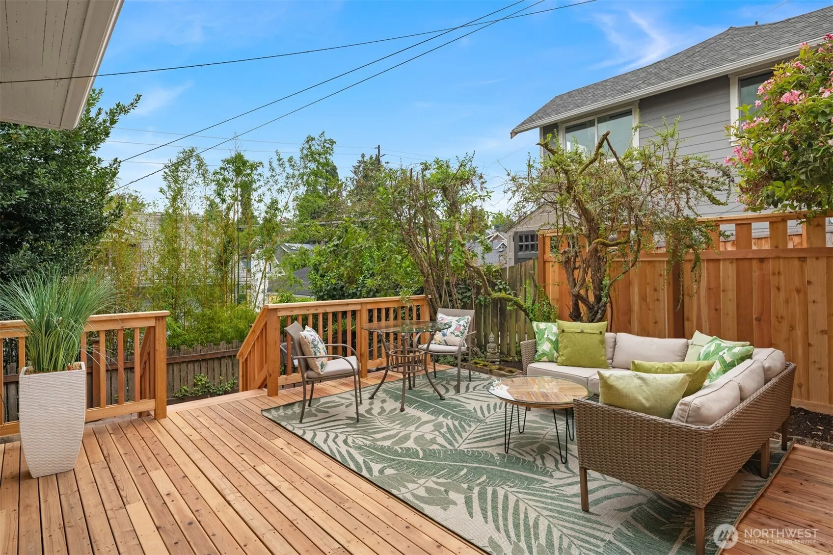311 W Smith Street , Seattle, WA 98119-2322