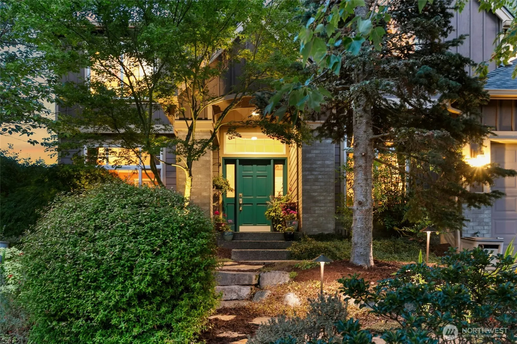 19033 29TH Avenue SE, Bothell, WA 98012