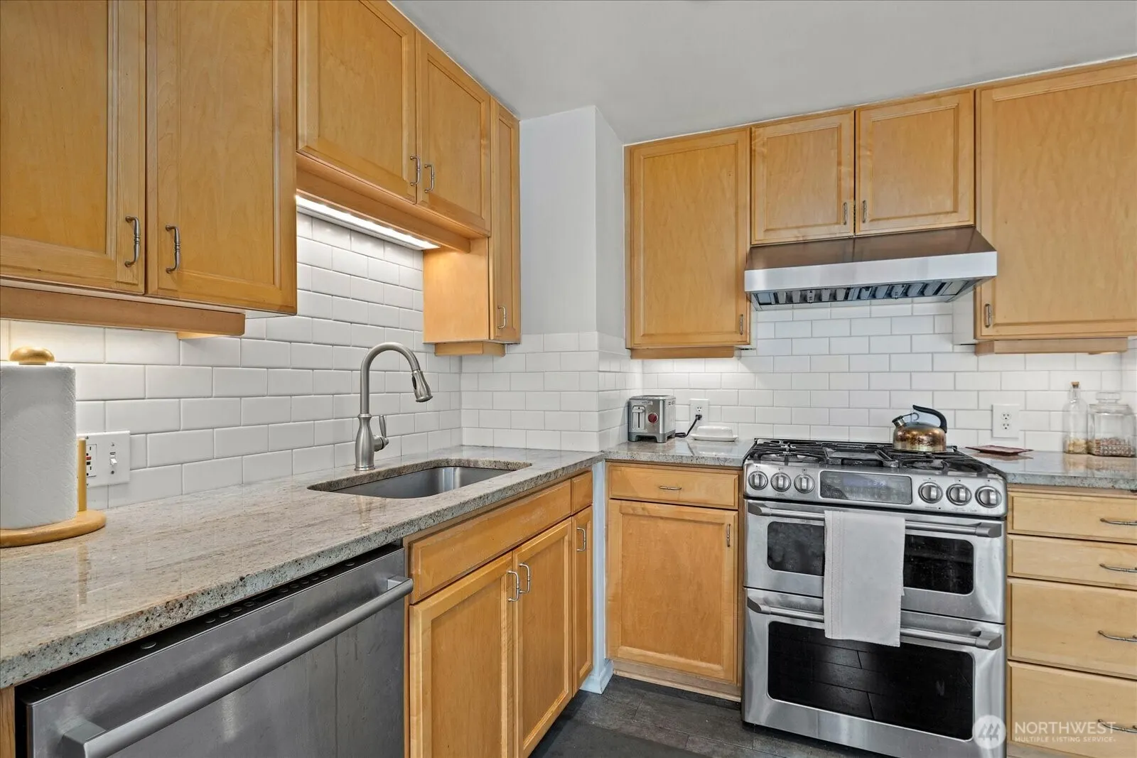 347 NW 52nd Street , Seattle, WA 98107