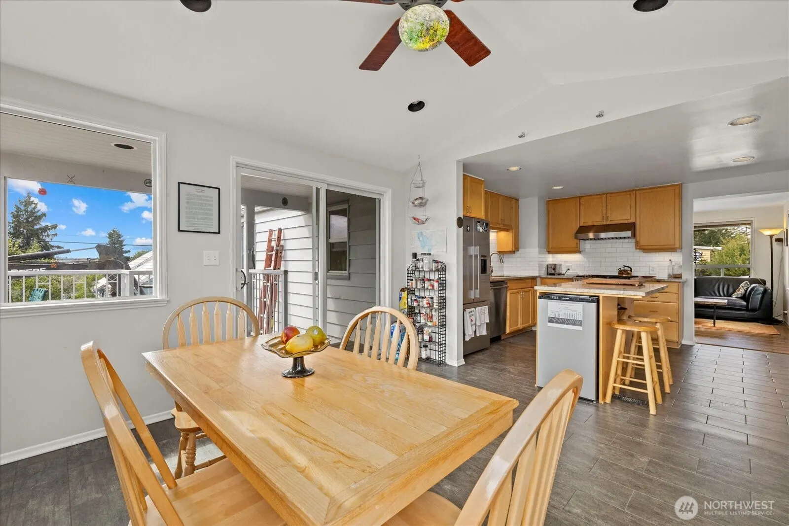 347 NW 52nd Street , Seattle, WA 98107
