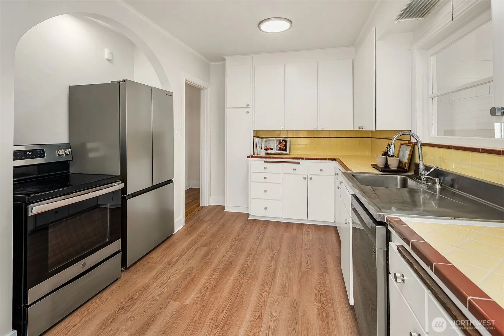 1244 NE 96th Street , Seattle, WA 98115