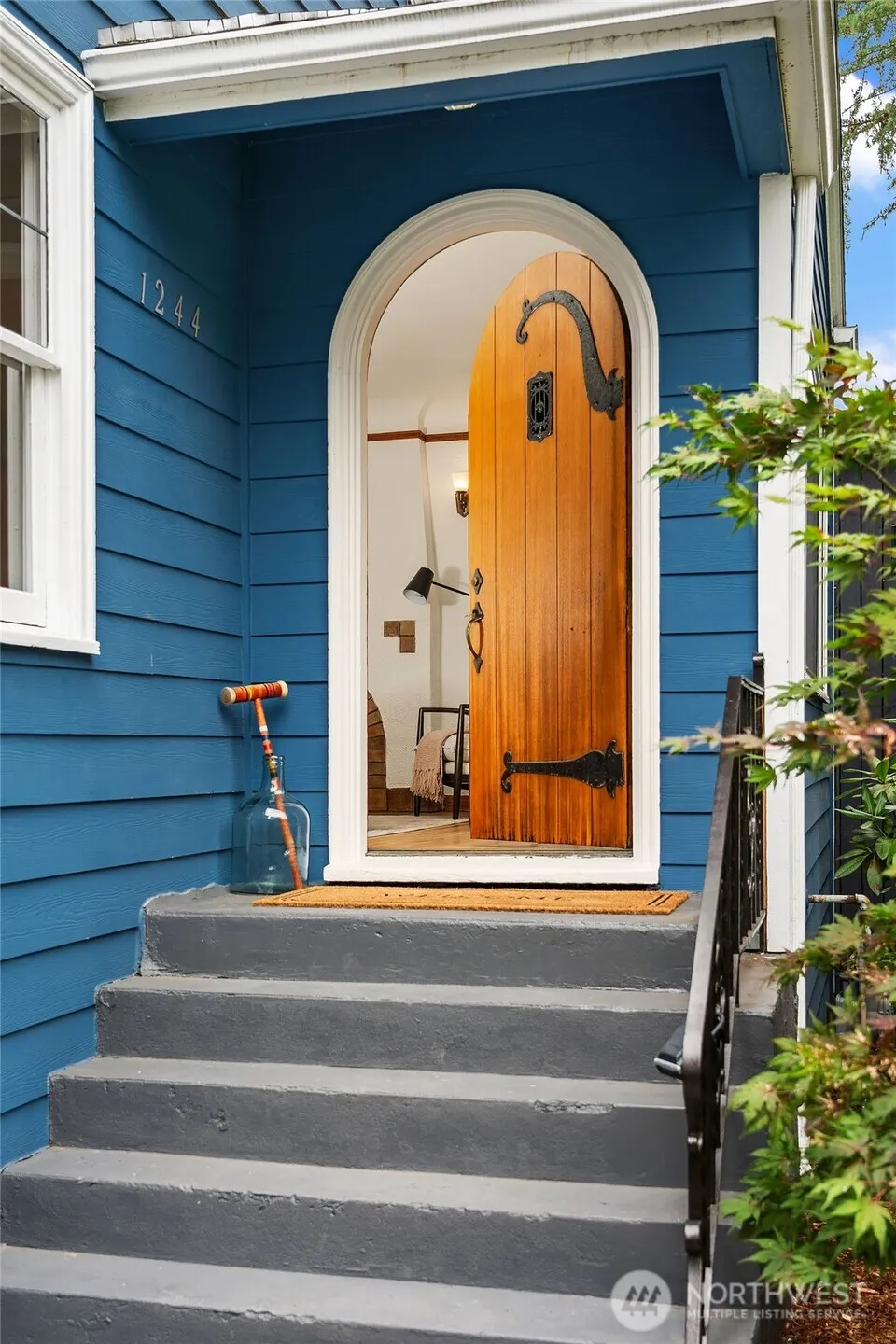 1244 NE 96th Street , Seattle, WA 98115
