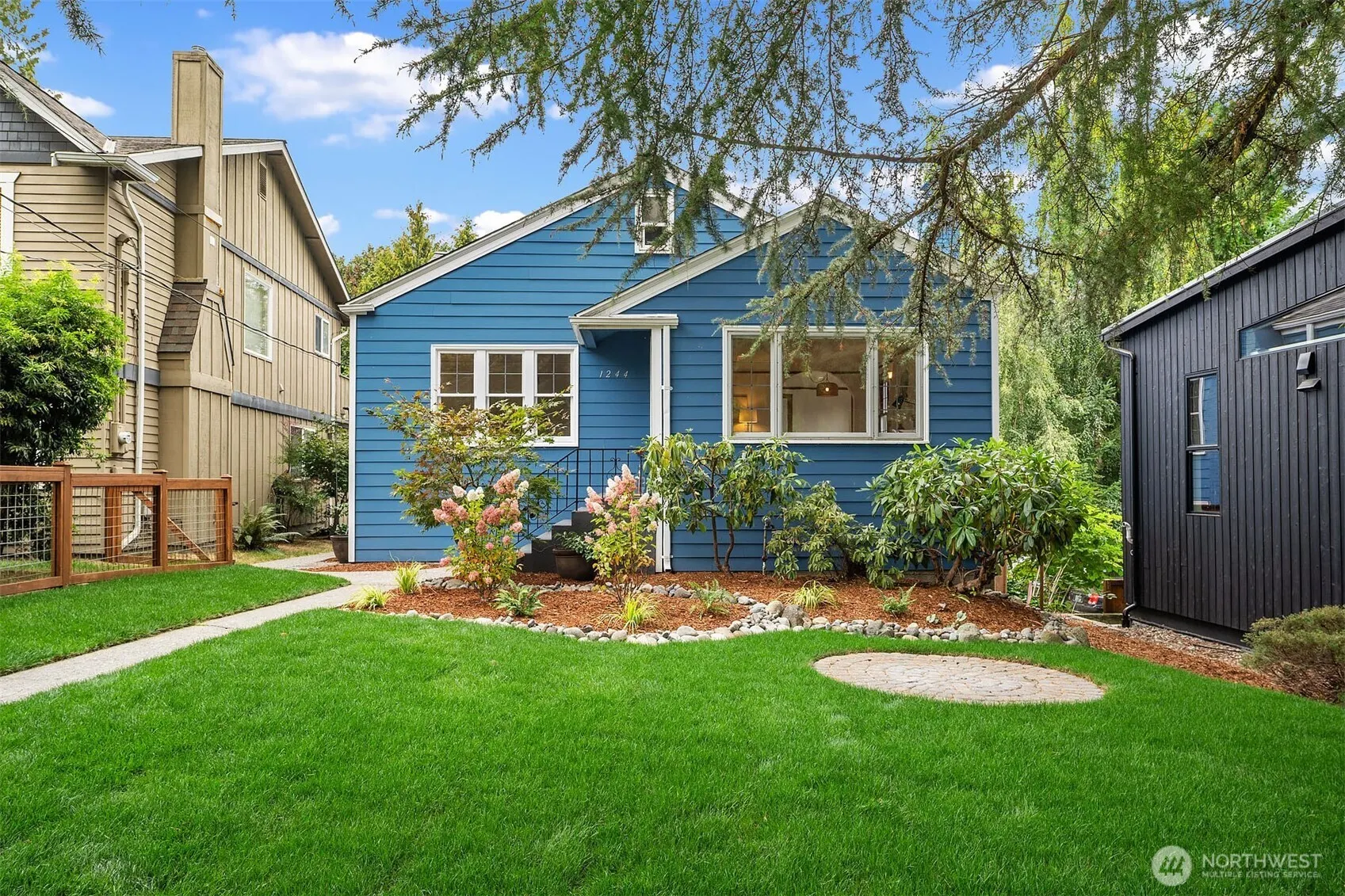 1244 NE 96th Street , Seattle, WA 98115
