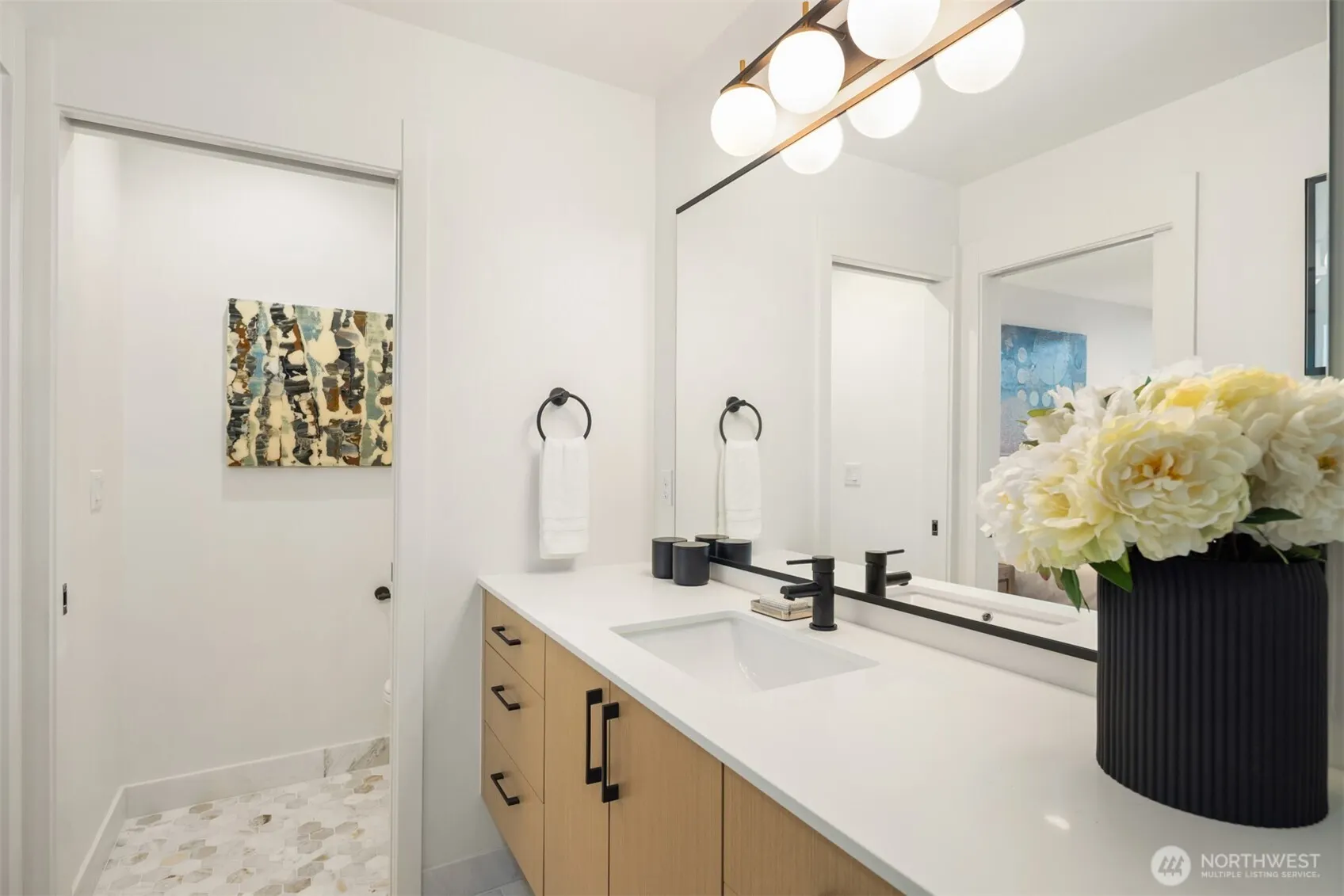 2335 16th Avenue S #A, Seattle, WA 98144