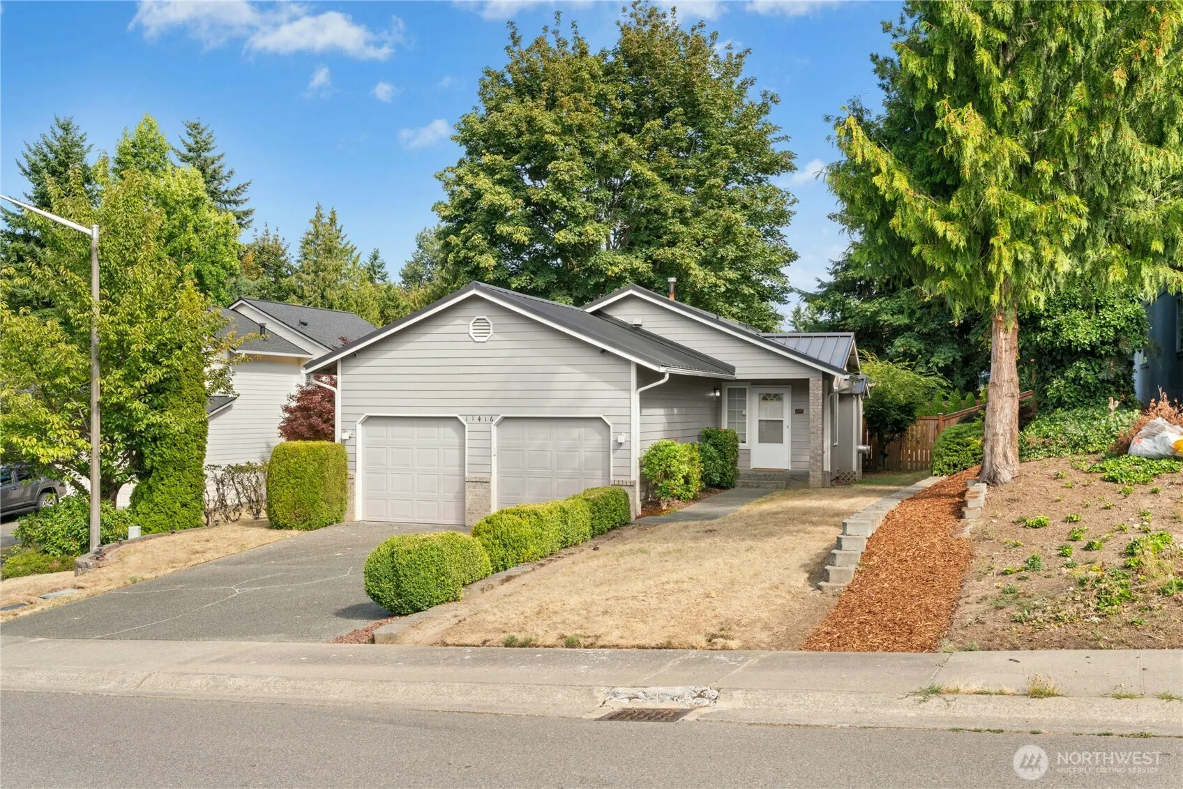 11416 SE 228th Place , Kent, WA 98031