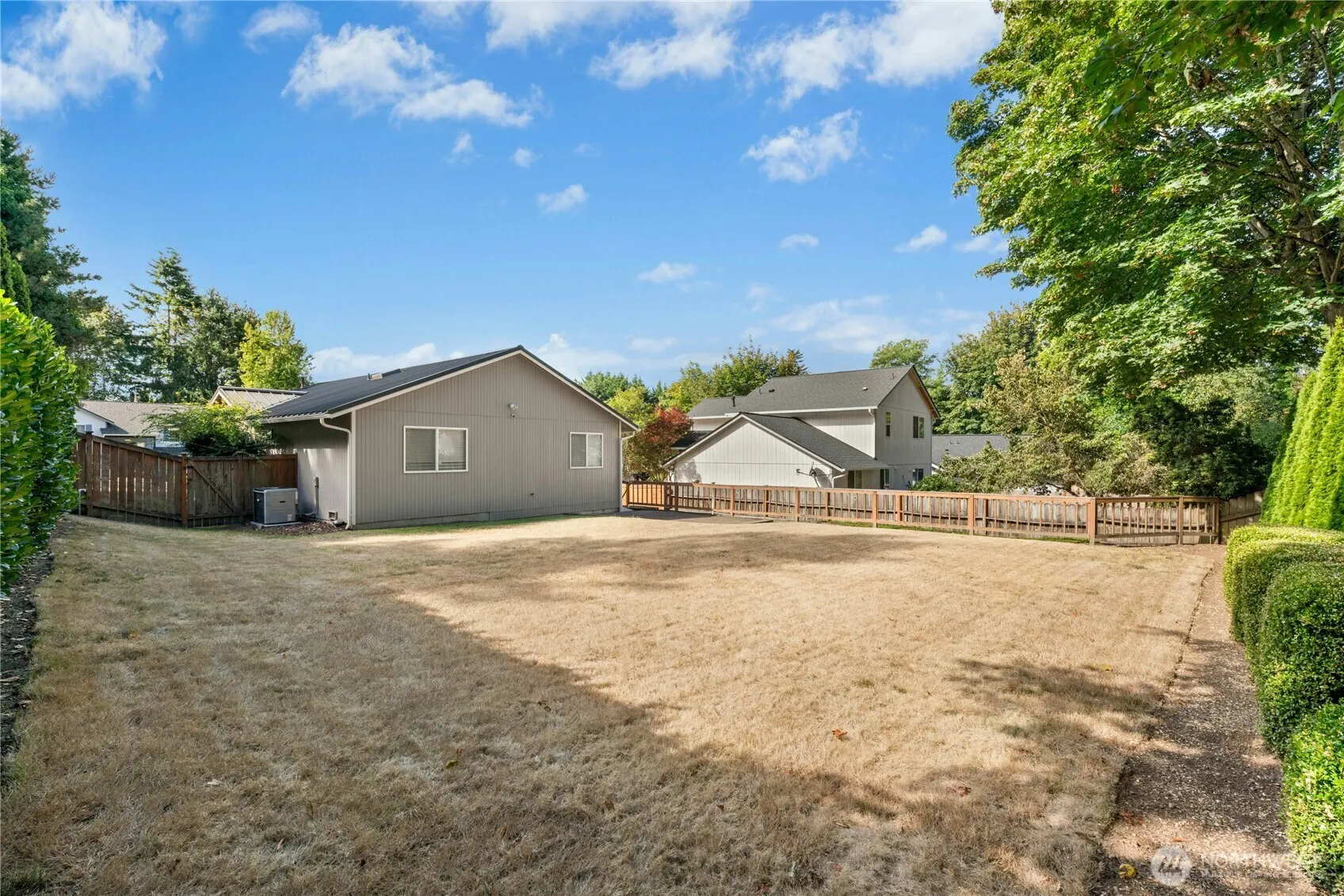11416 SE 228th Place , Kent, WA 98031