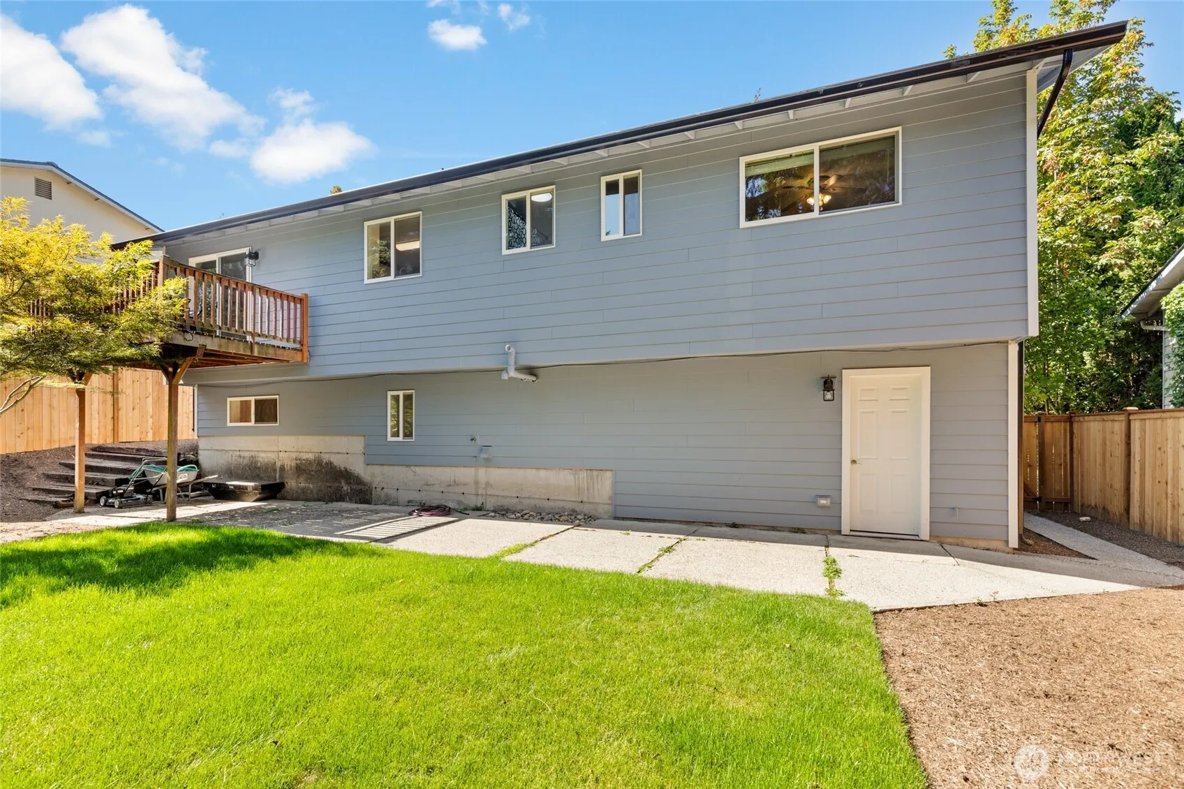 3604 199th Place SW, Lynnwood, WA 98036