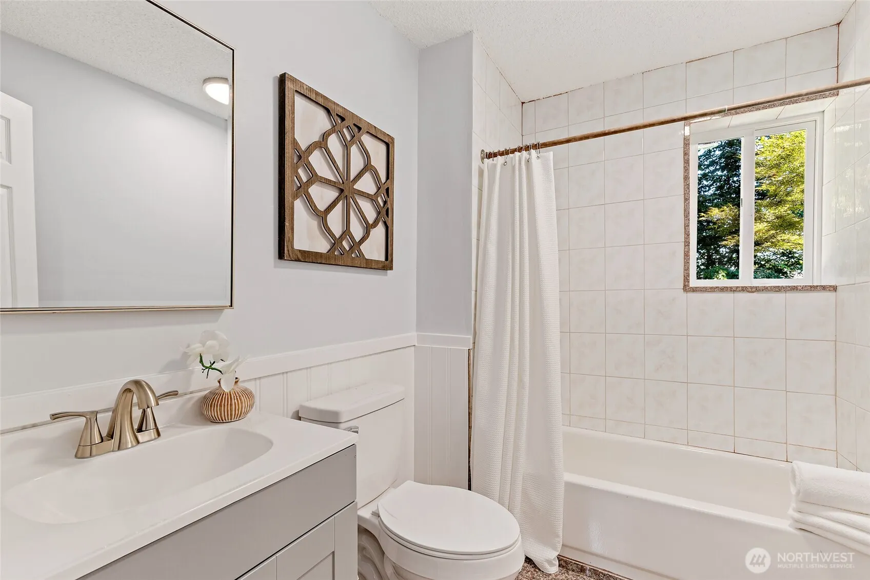 3604 199th Place SW, Lynnwood, WA 98036