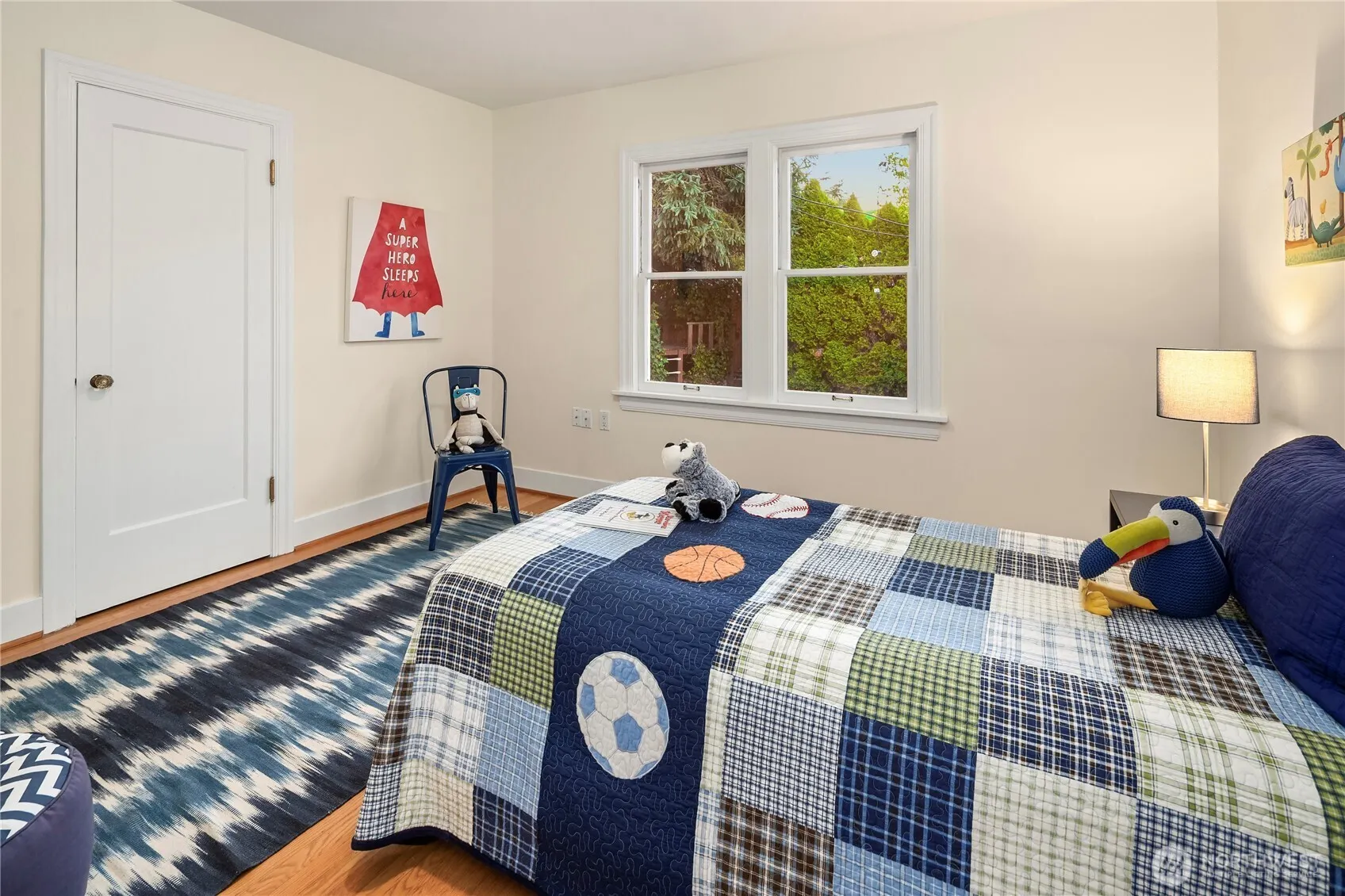 7215 W Green Lake Drive N, Seattle, WA 98103