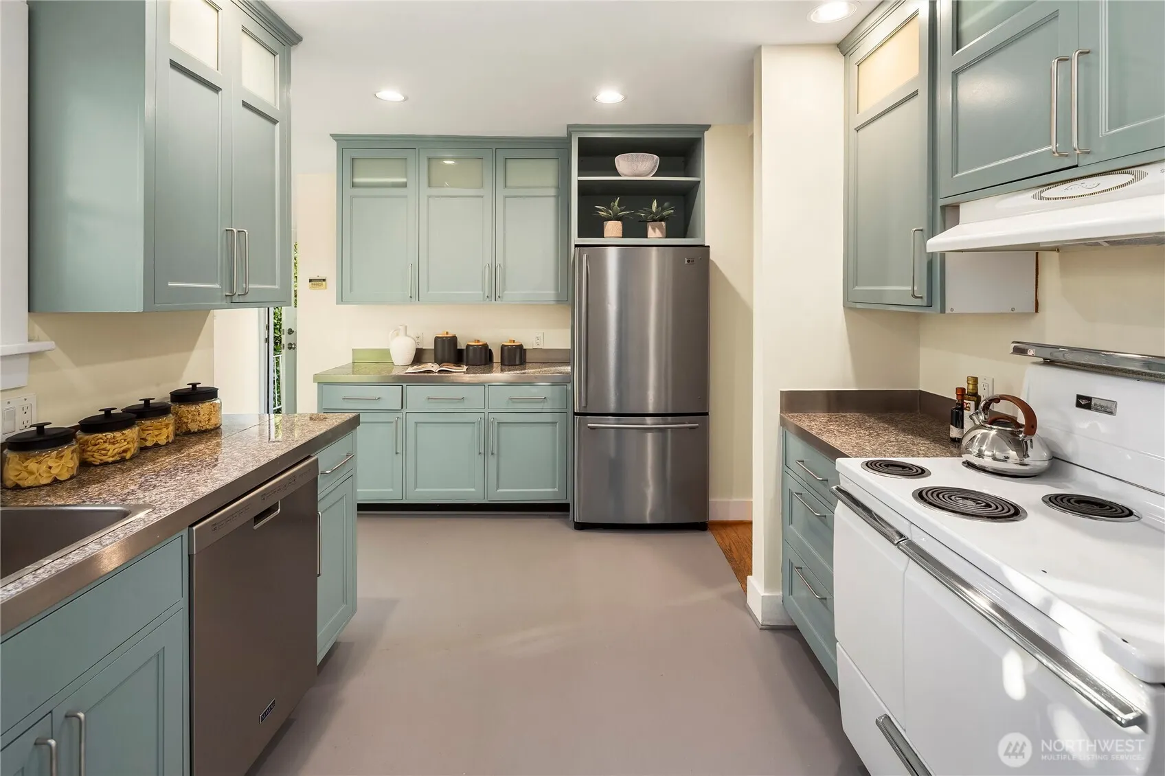 7215 W Green Lake Drive N, Seattle, WA 98103