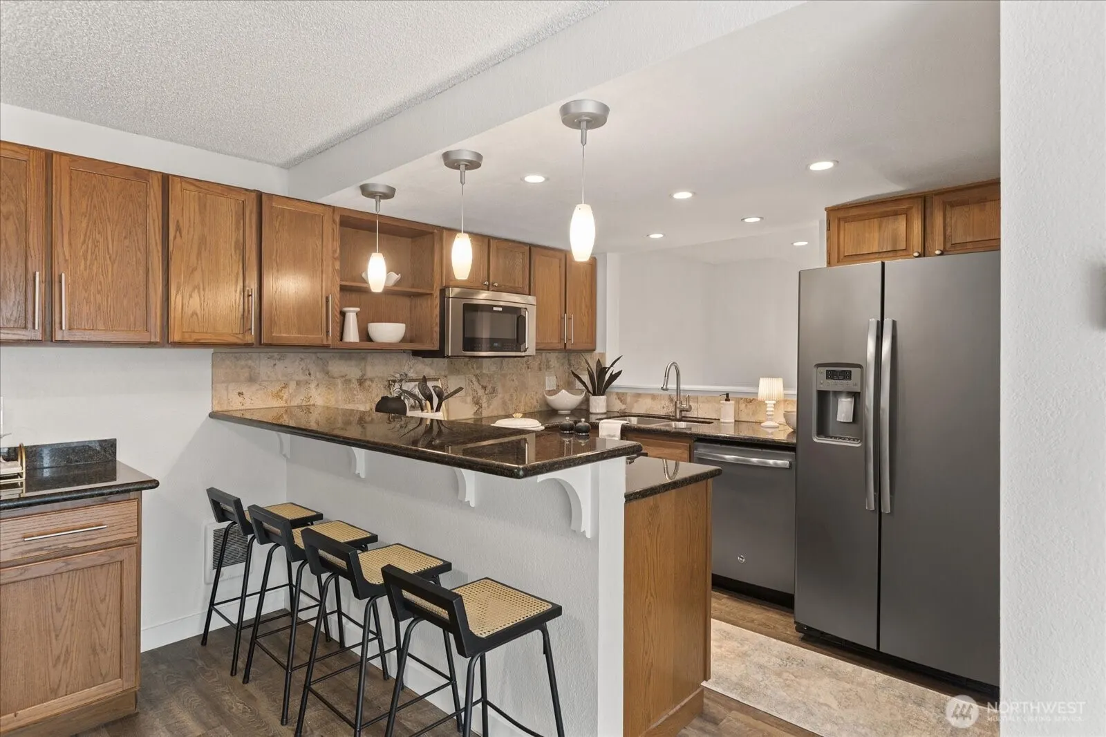 10016 NE 124th Place #108, Kirkland, WA 98034