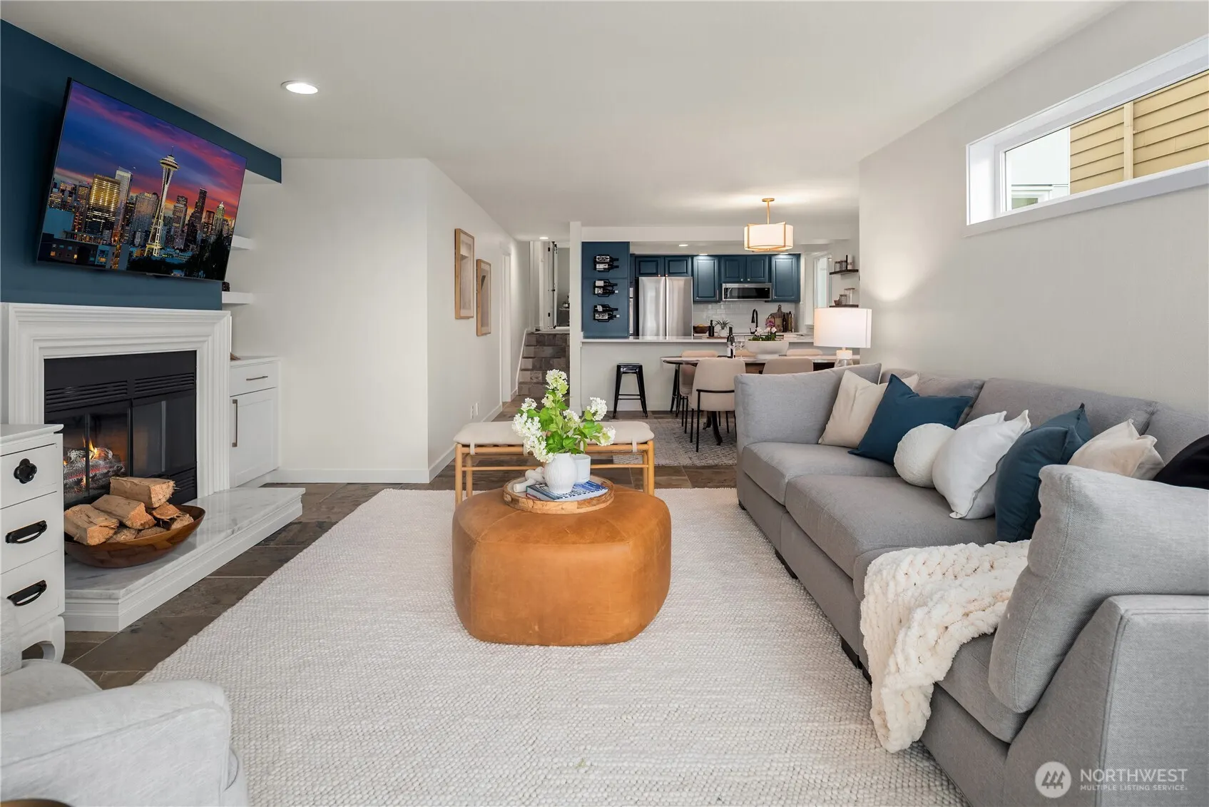 1512 California Avenue SW #202, Seattle, WA 98116