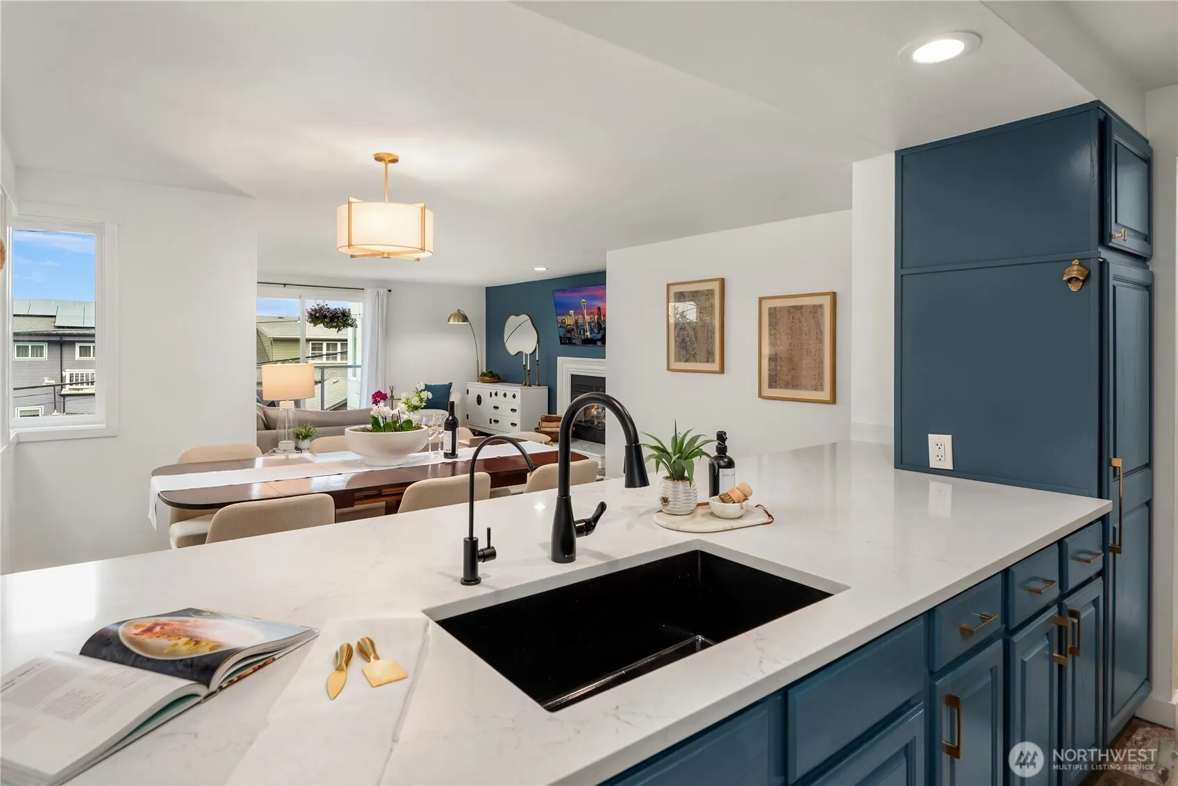 1512 California Avenue SW #202, Seattle, WA 98116
