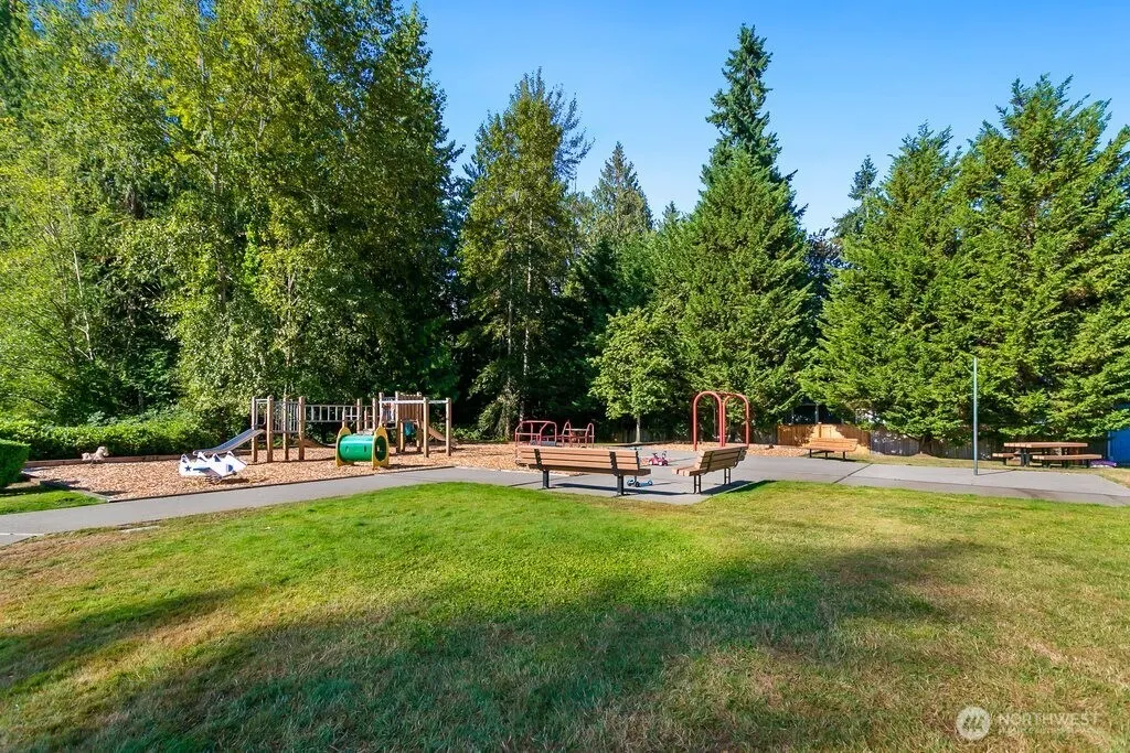 9306 138th Court NE, Redmond, WA 98052