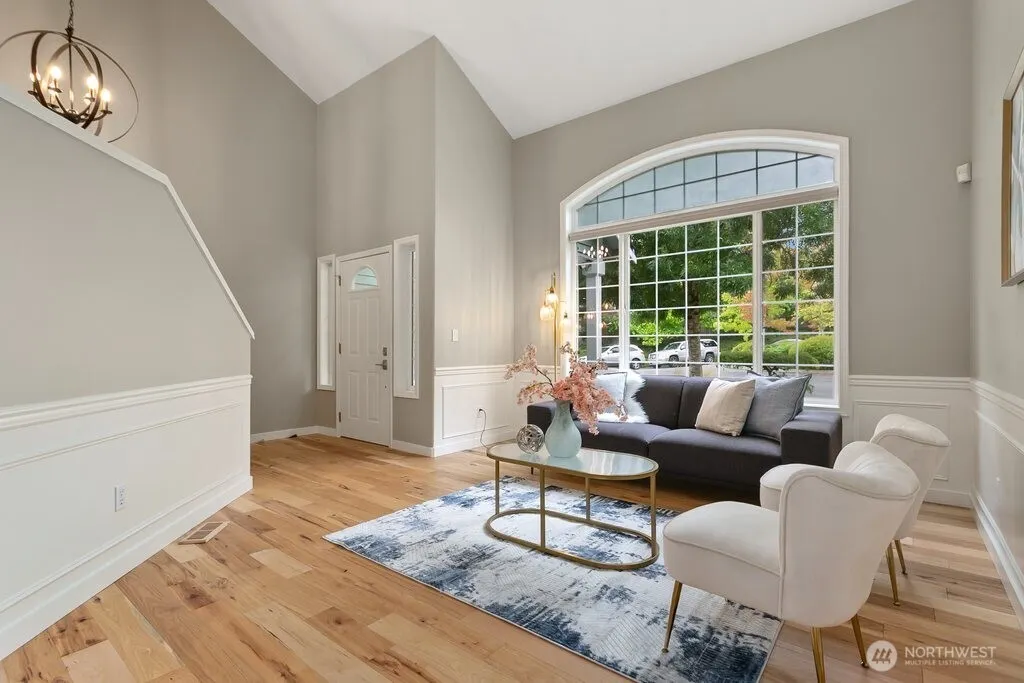 9306 138th Court NE, Redmond, WA 98052