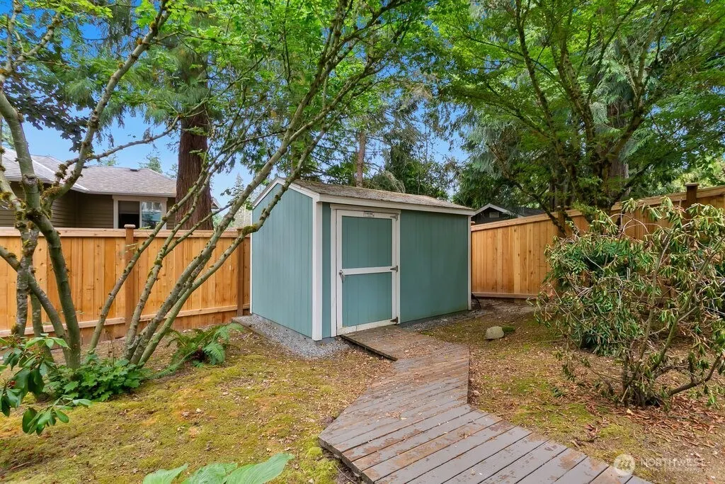 9306 138th Court NE, Redmond, WA 98052