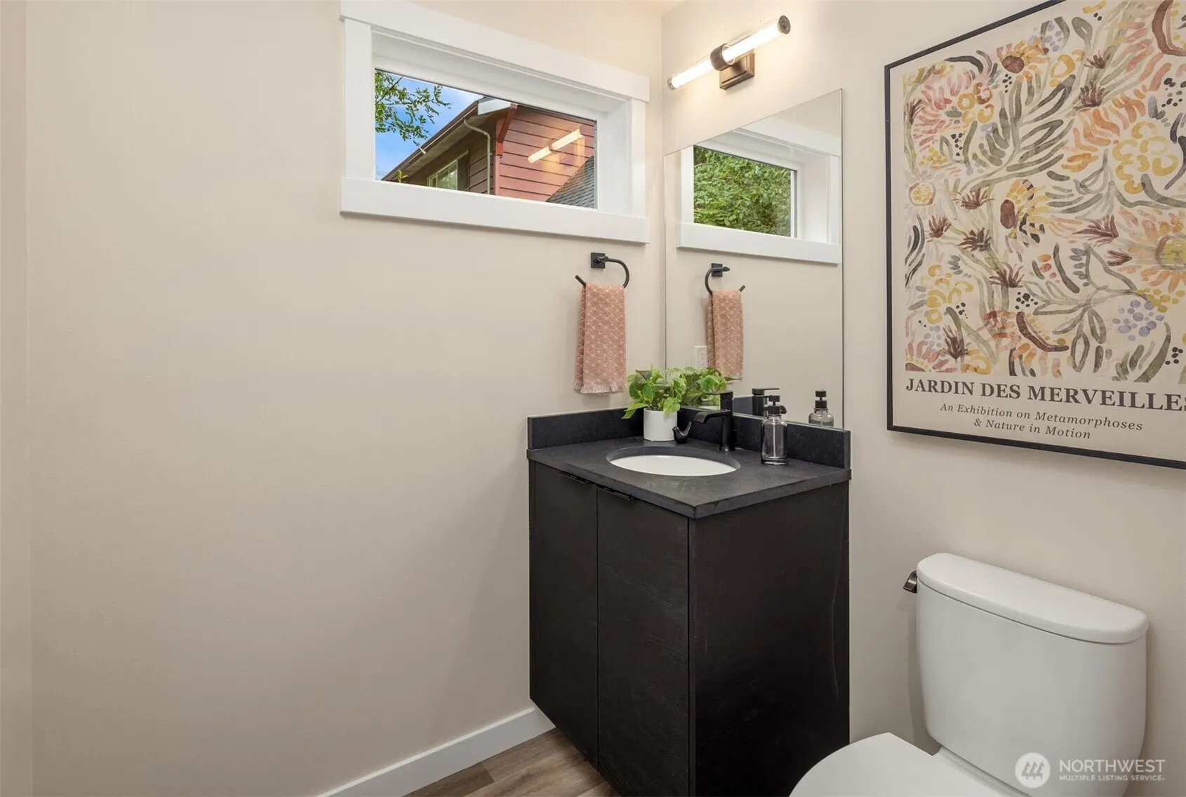 11524 38th Avenue NE, Seattle, WA 98125