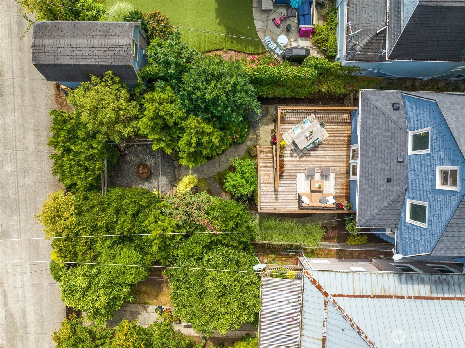 2146 4th Avenue W, Seattle, WA 98119