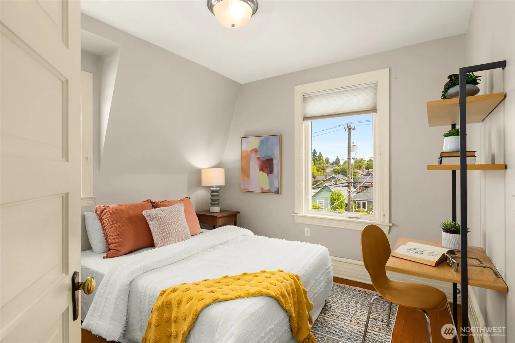 2146 4th Avenue W, Seattle, WA 98119