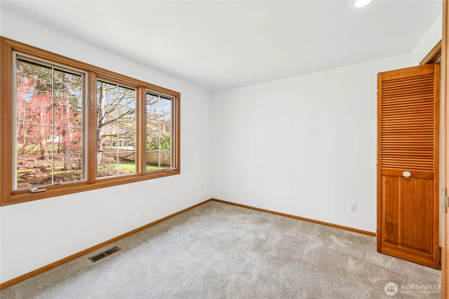 22310 NE 62nd Place , Redmond, WA 98053