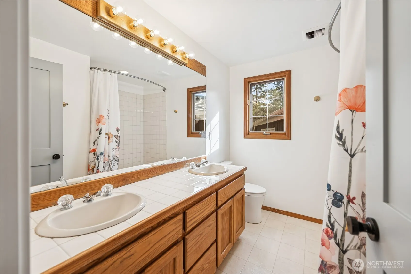 22310 NE 62nd Place , Redmond, WA 98053