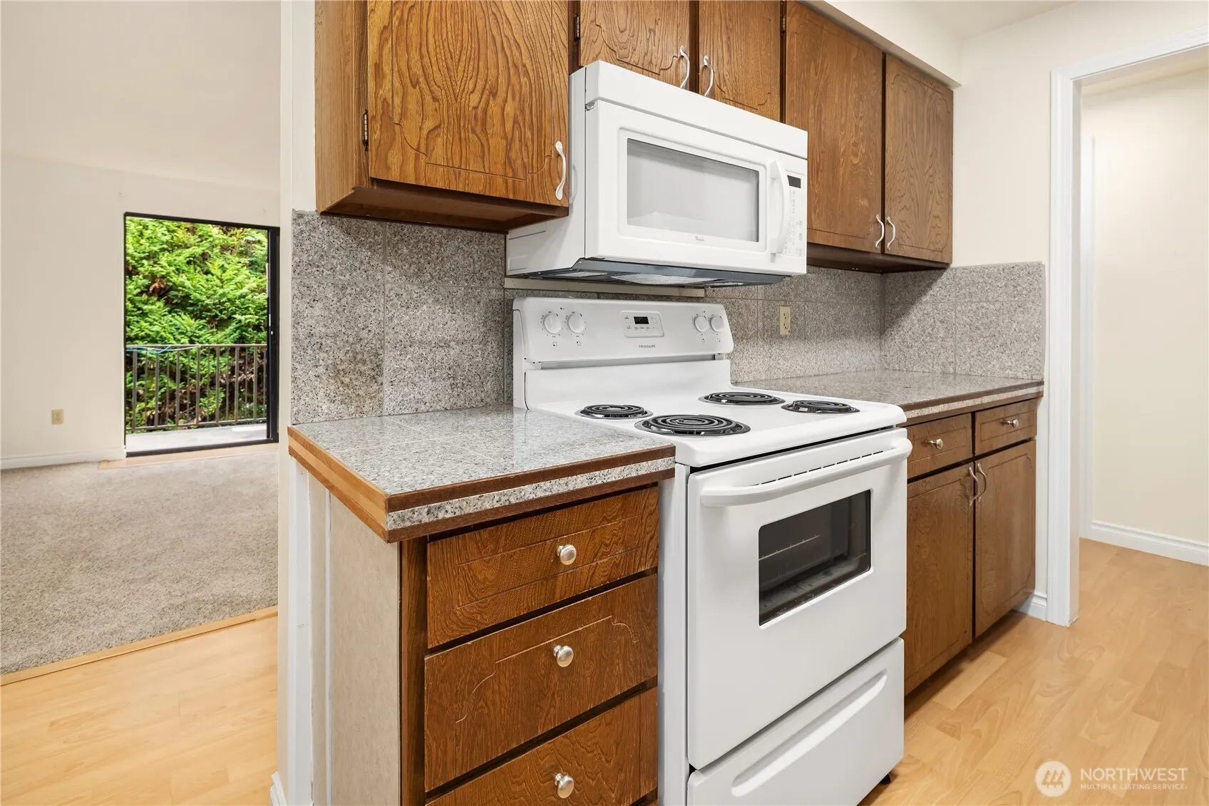 11206 NE 68th Street #224, Kirkland, WA 98033