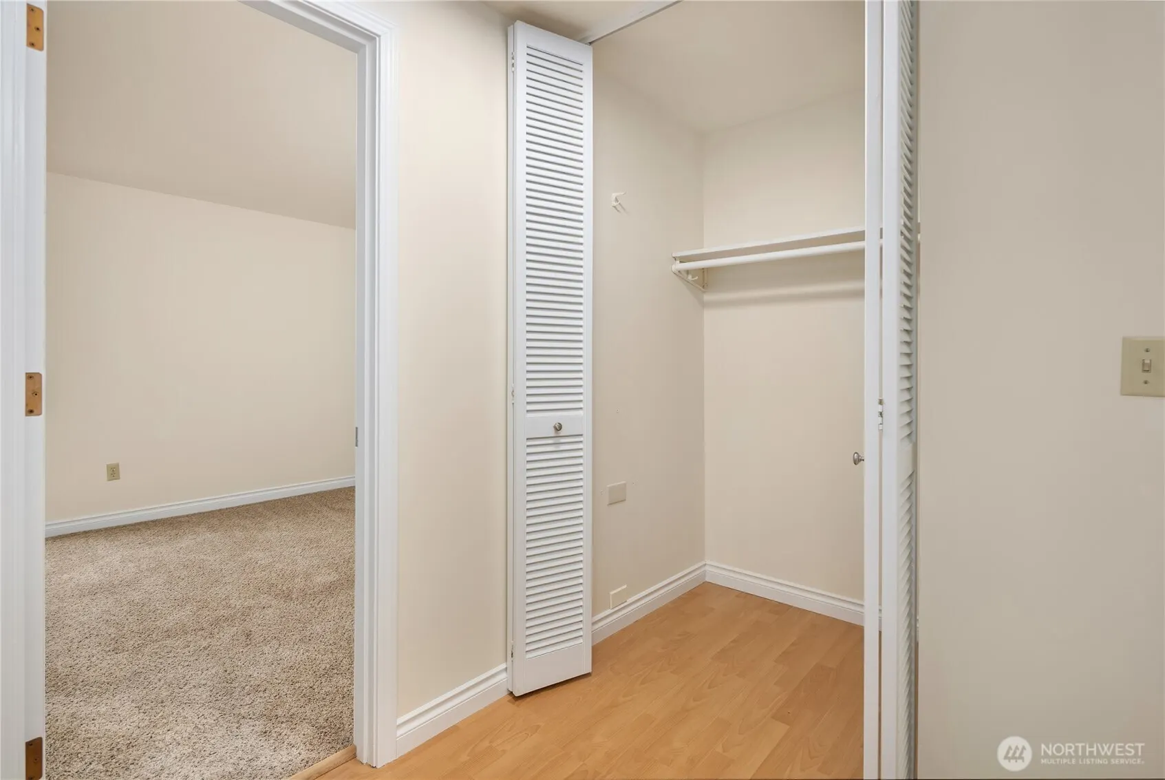 11206 NE 68th Street #224, Kirkland, WA 98033