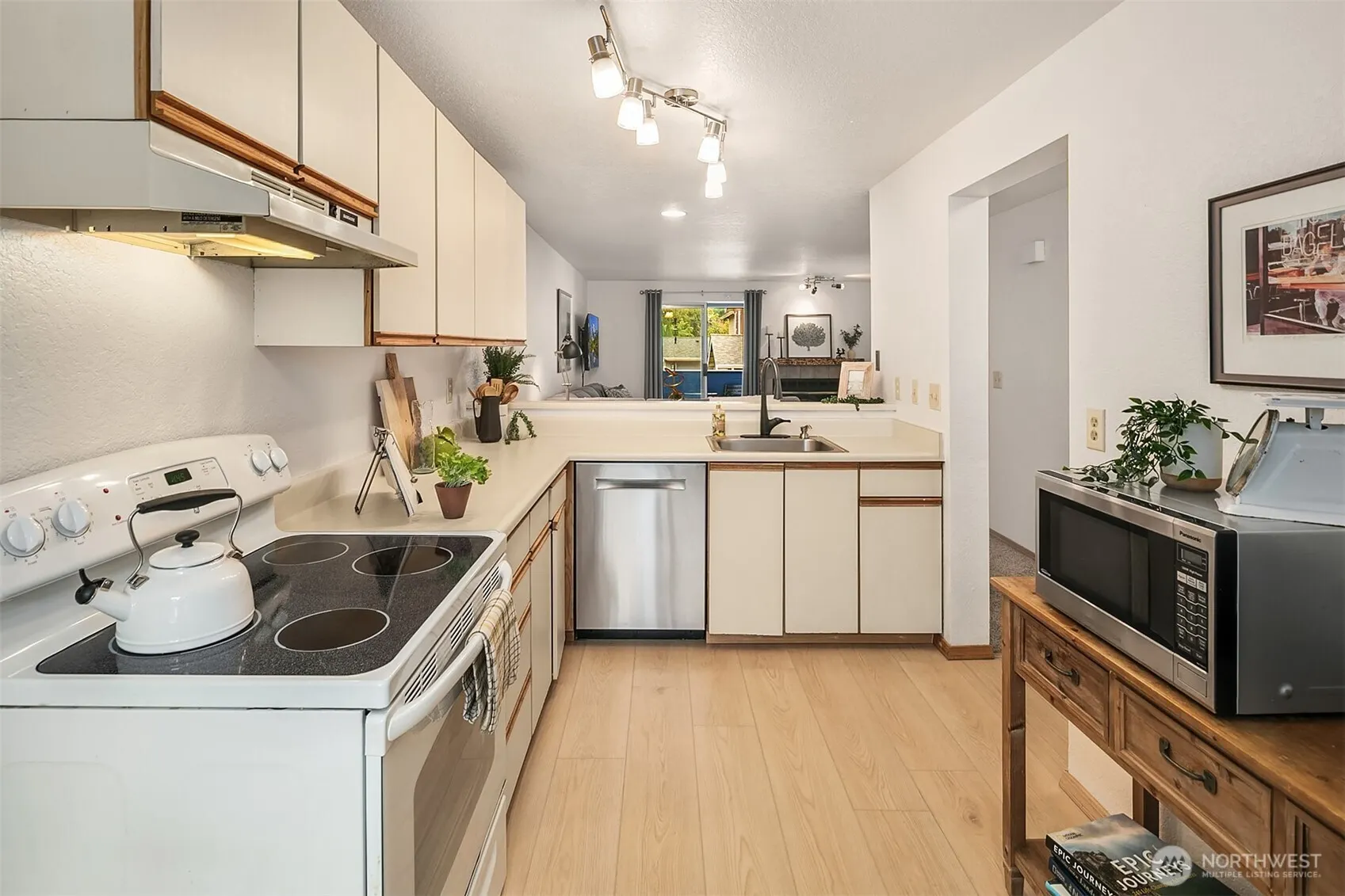 260 Newport Way NW #23, Issaquah, WA 98027