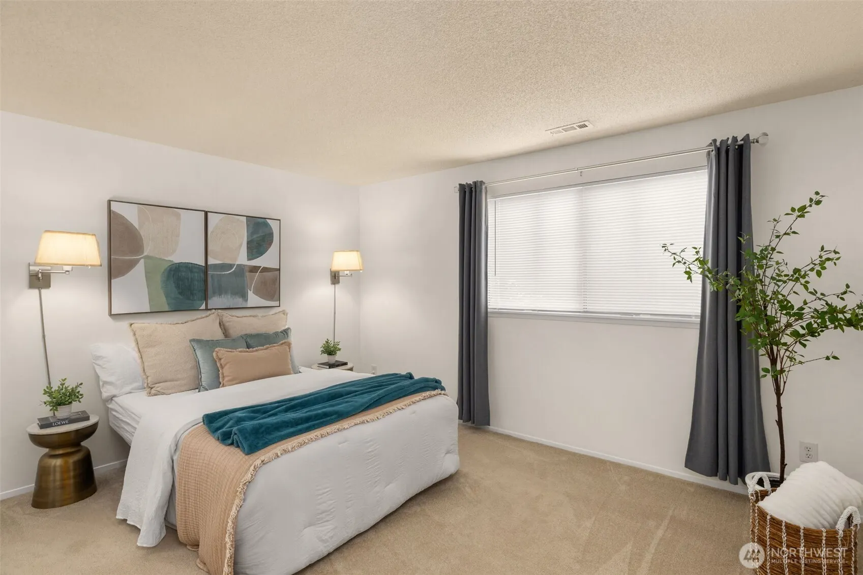 9930 NE 144th Lane #201, Kirkland, WA 98034