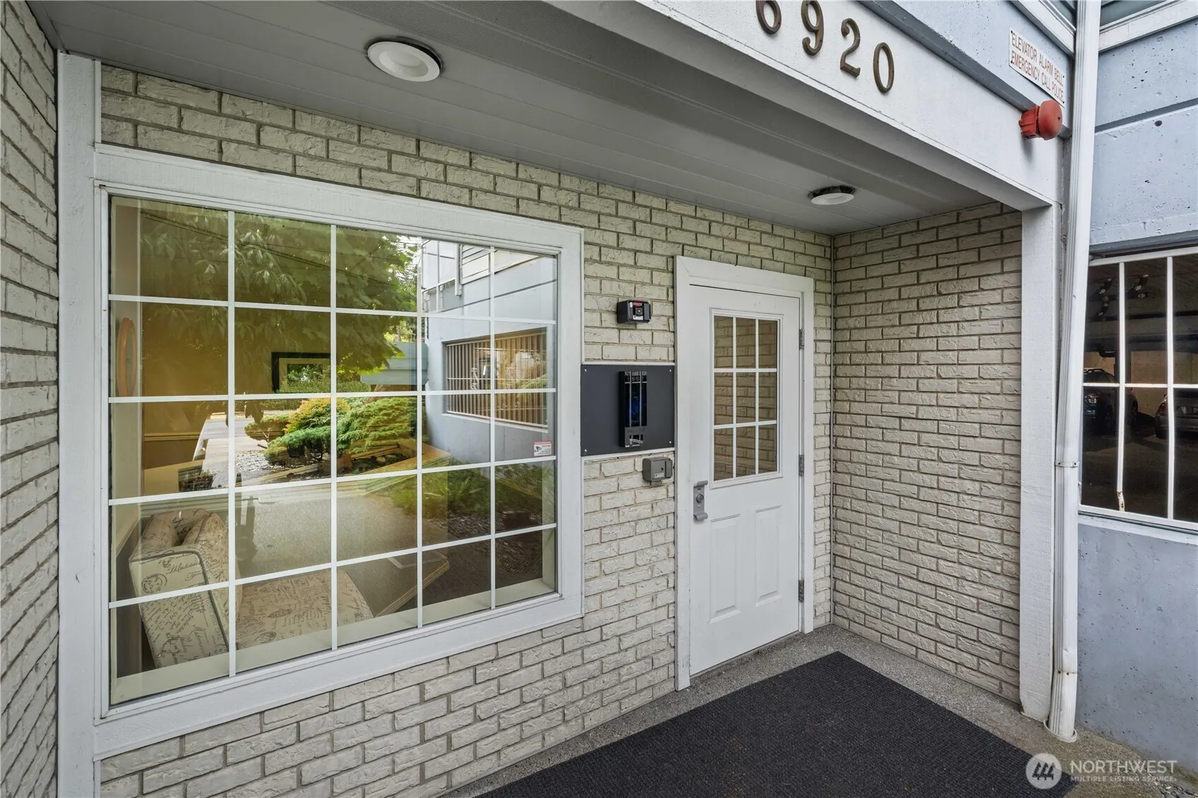6920 California Avenue SW #45, Seattle, WA 98136