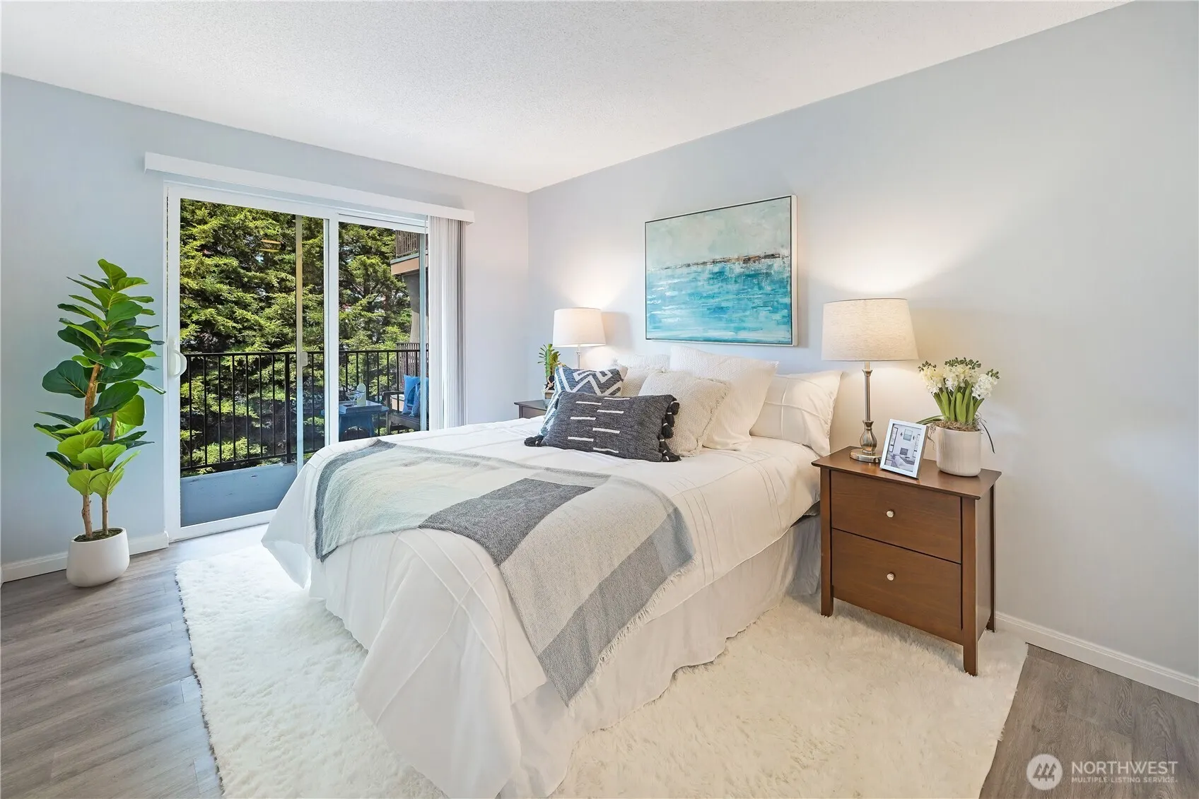 13229 Linden Avenue N #402B, Seattle, WA 98133-7565