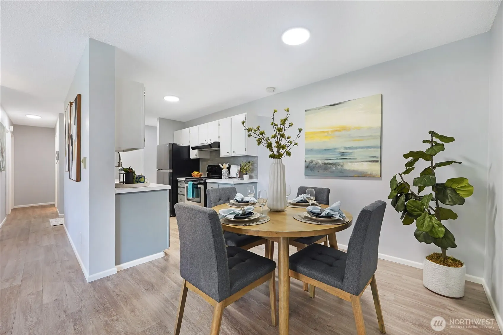 13229 Linden Avenue N #402B, Seattle, WA 98133-7565